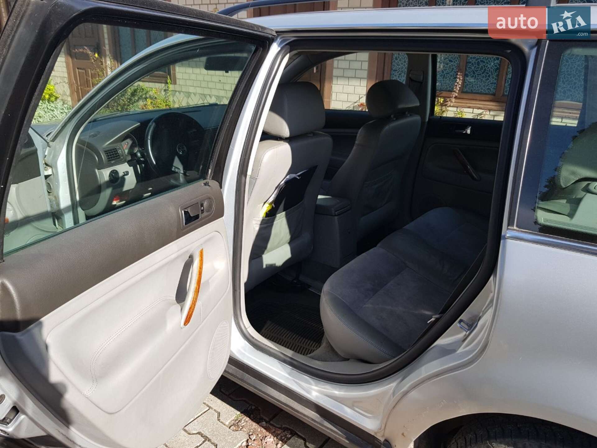 Volkswagen Passat 2001 VIN WVWZZZ3BZ1E255403 фото оголошення 10 з 20