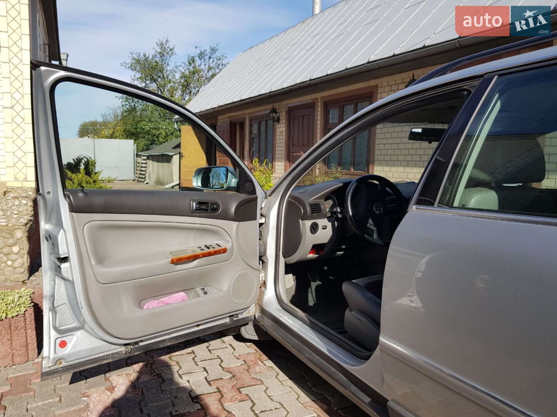 Volkswagen Passat 2001 VIN WVWZZZ3BZ1E255403 фото оголошення 11 з 20