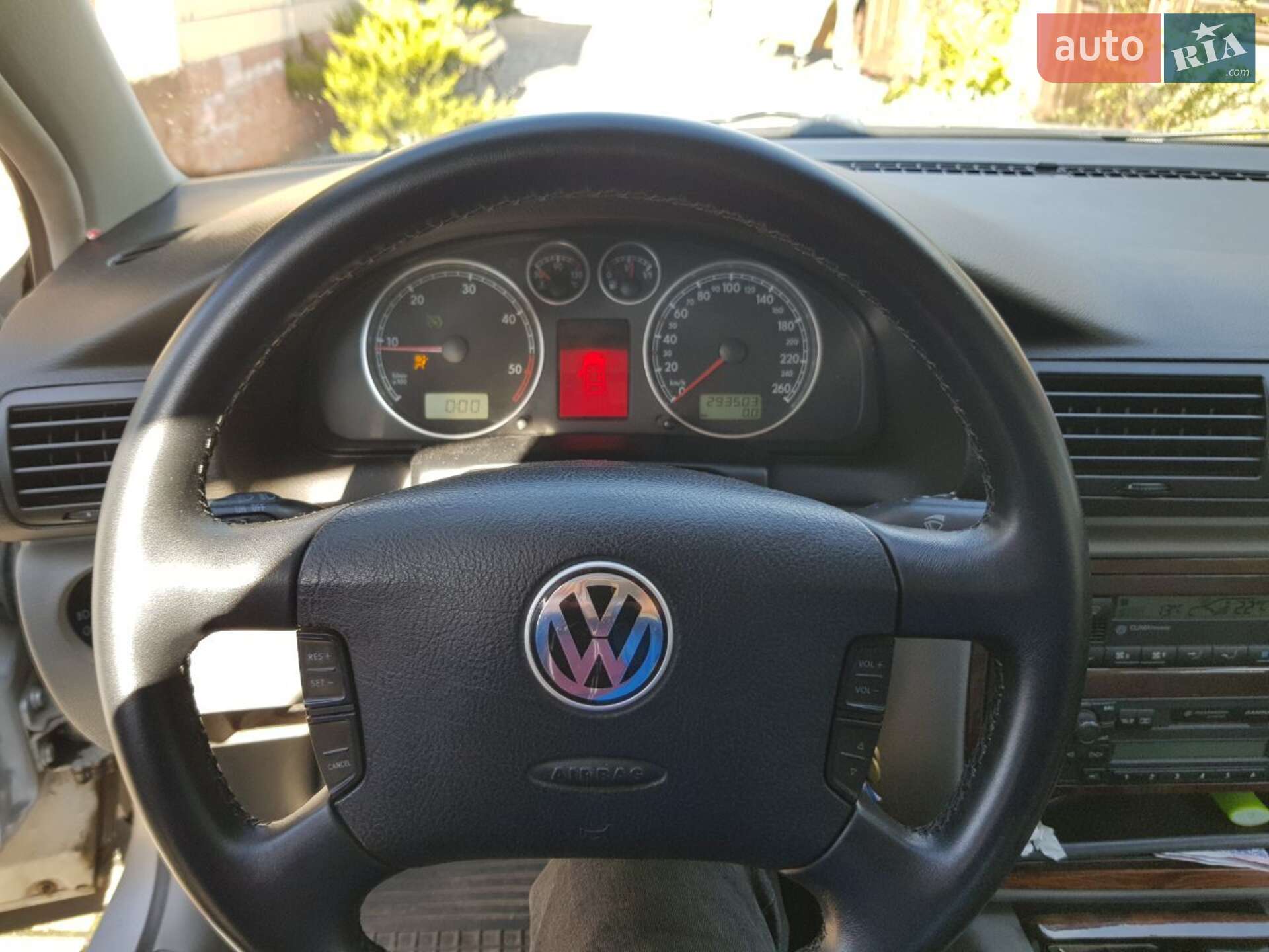 Volkswagen Passat 2001 VIN WVWZZZ3BZ1E255403 фото оголошення 13 з 20