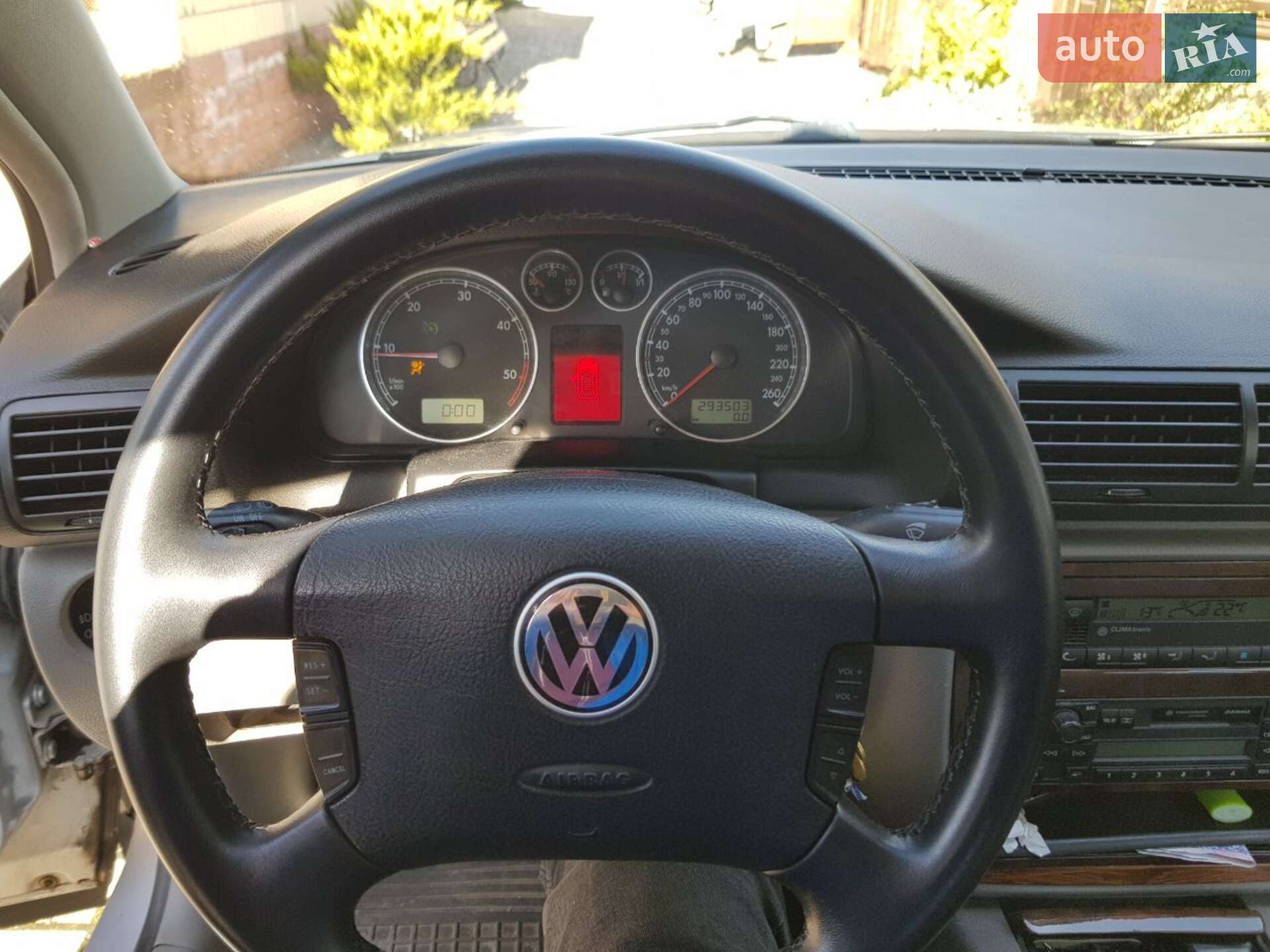 Volkswagen Passat 2001 VIN WVWZZZ3BZ1E255403 фото оголошення 14 з 20