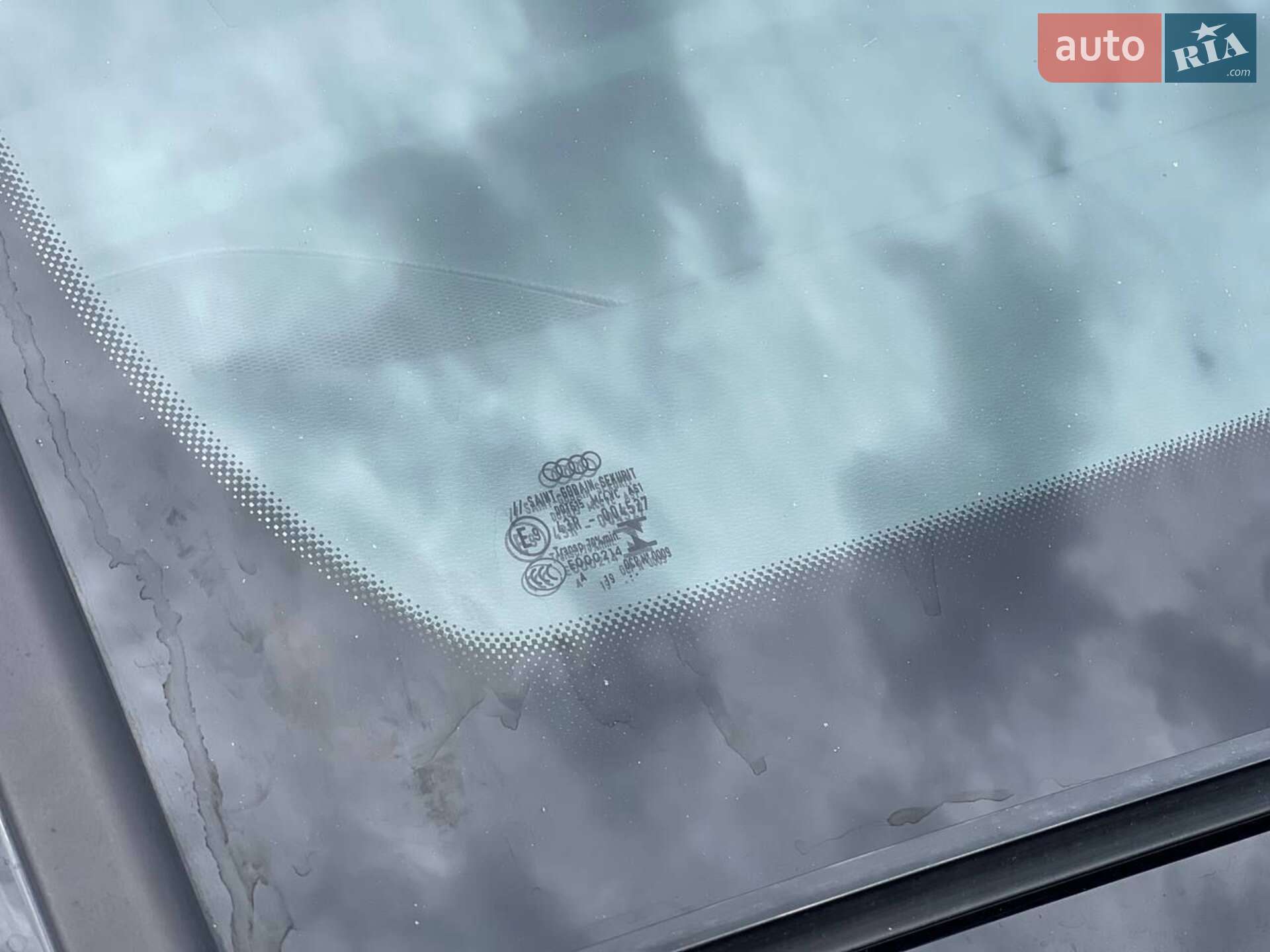 Audi Q5 2019 VIN WA1E2AFY7L2045622 фото оголошення 24 з 28