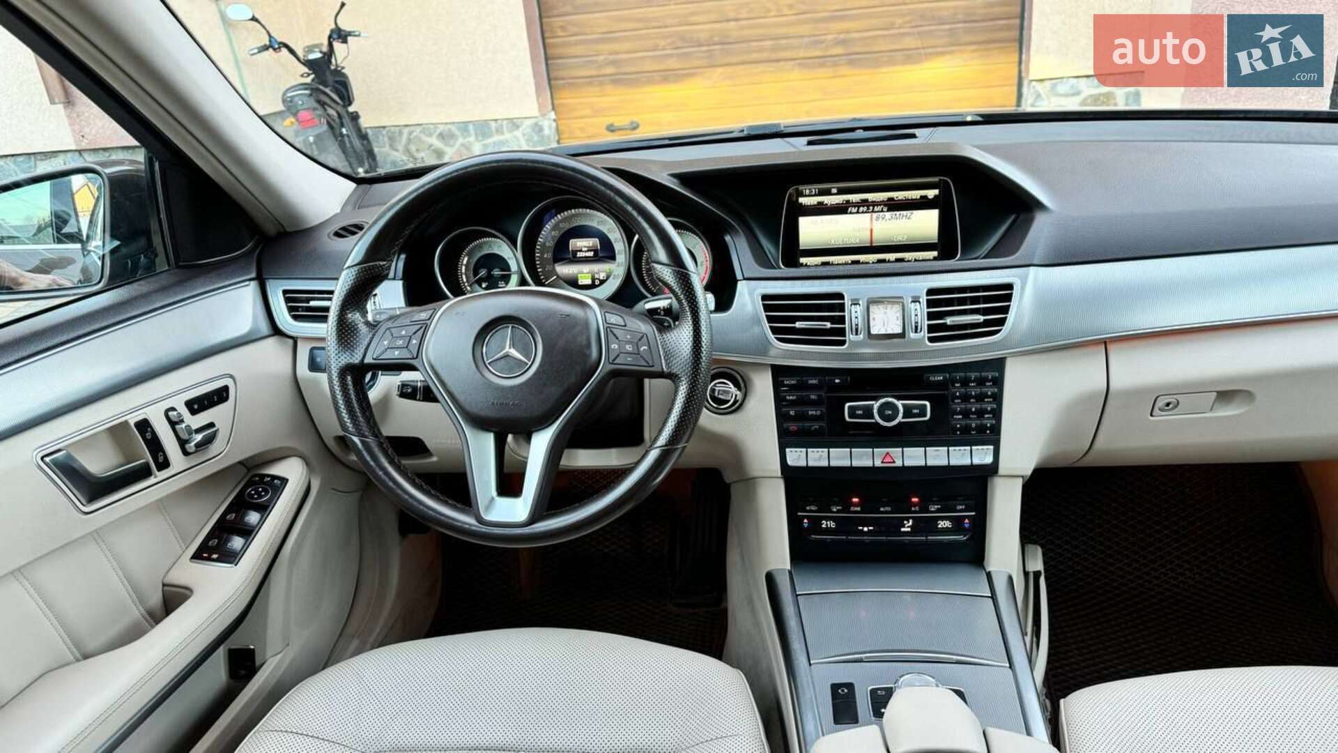 Mercedes-Benz E-Class 2014 VIN WDD2122981B009226 фото оголошення 19 з 30