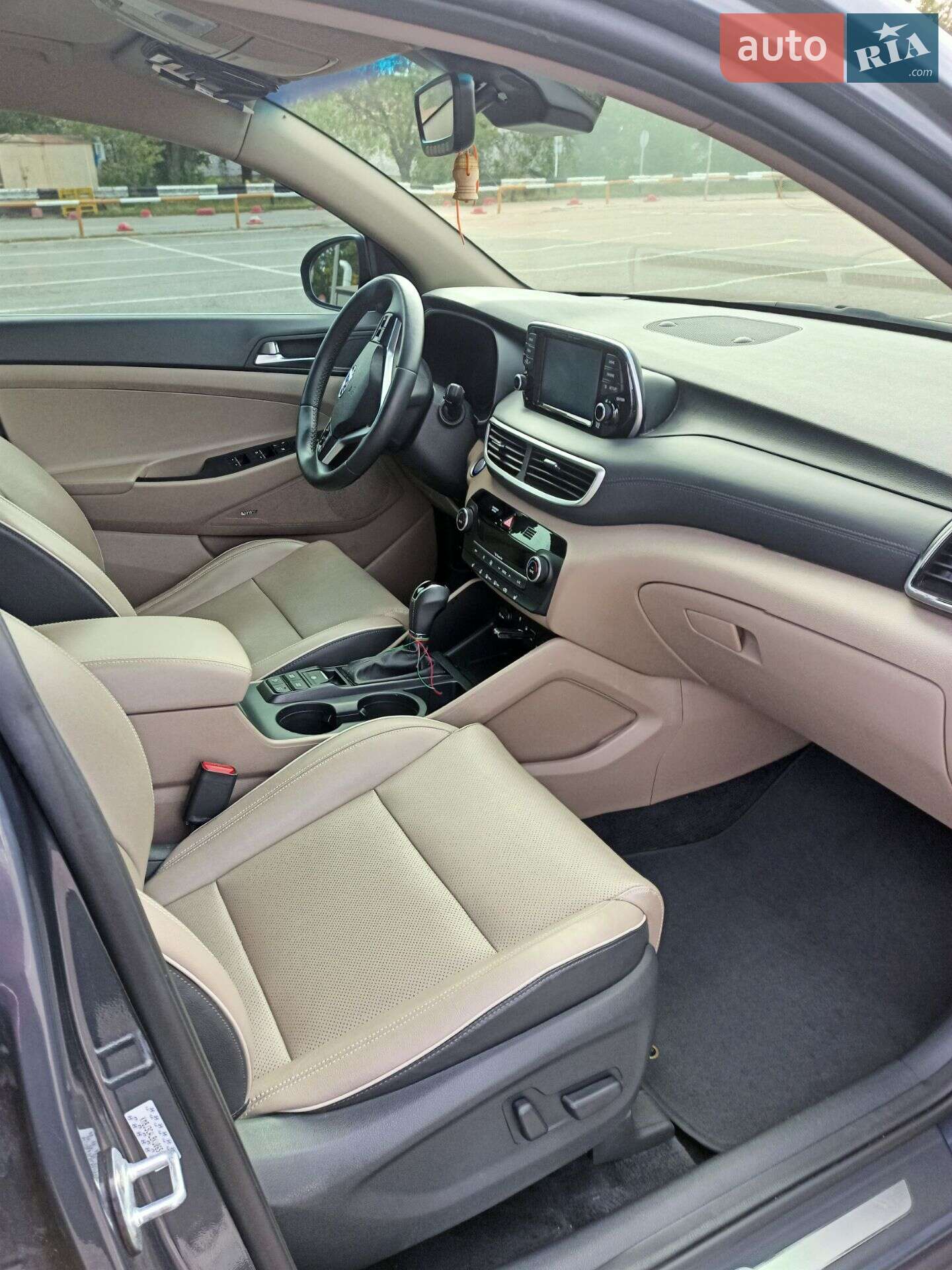 Hyundai Tucson 2019 VIN KM8J3CAL8KU065482 фото оголошення 2 з 22