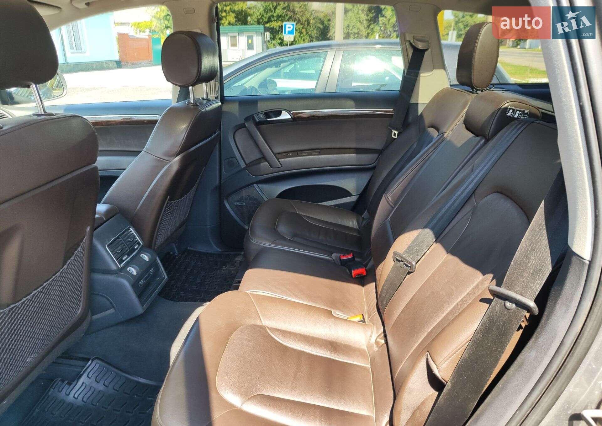 Audi Q7 2012 VIN WA1LMAFE0CD008231 фото оголошення 10 з 15