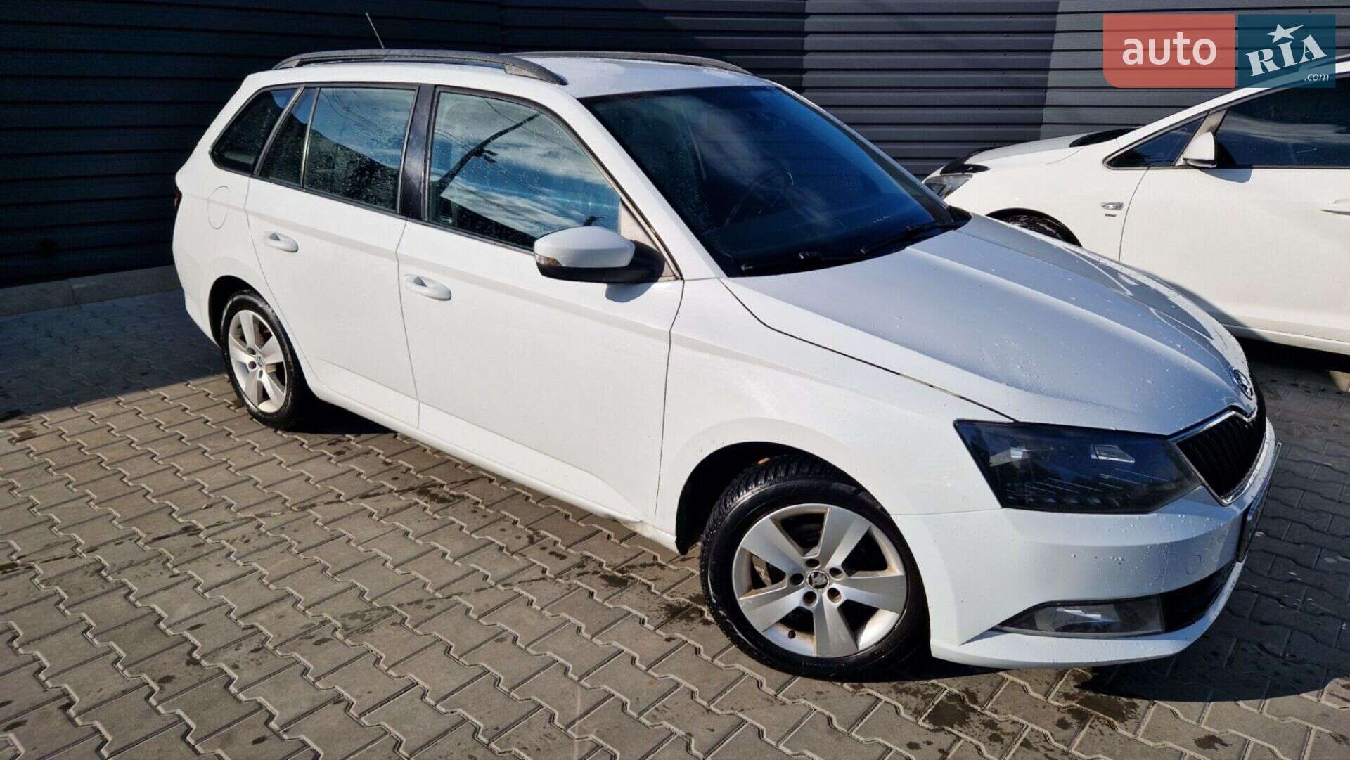 Skoda Fabia 2016 VIN TMBJJ6NJ7HZ057714 фото оголошення 6 з 19