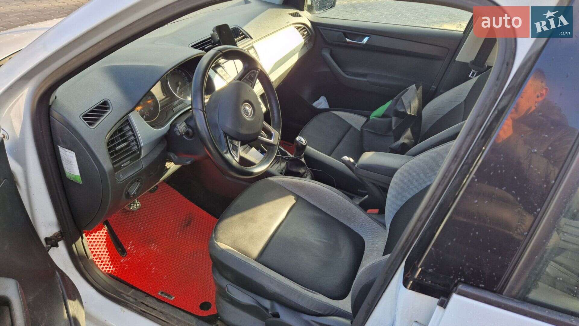Skoda Fabia 2016 VIN TMBJJ6NJ7HZ057714 фото оголошення 11 з 19