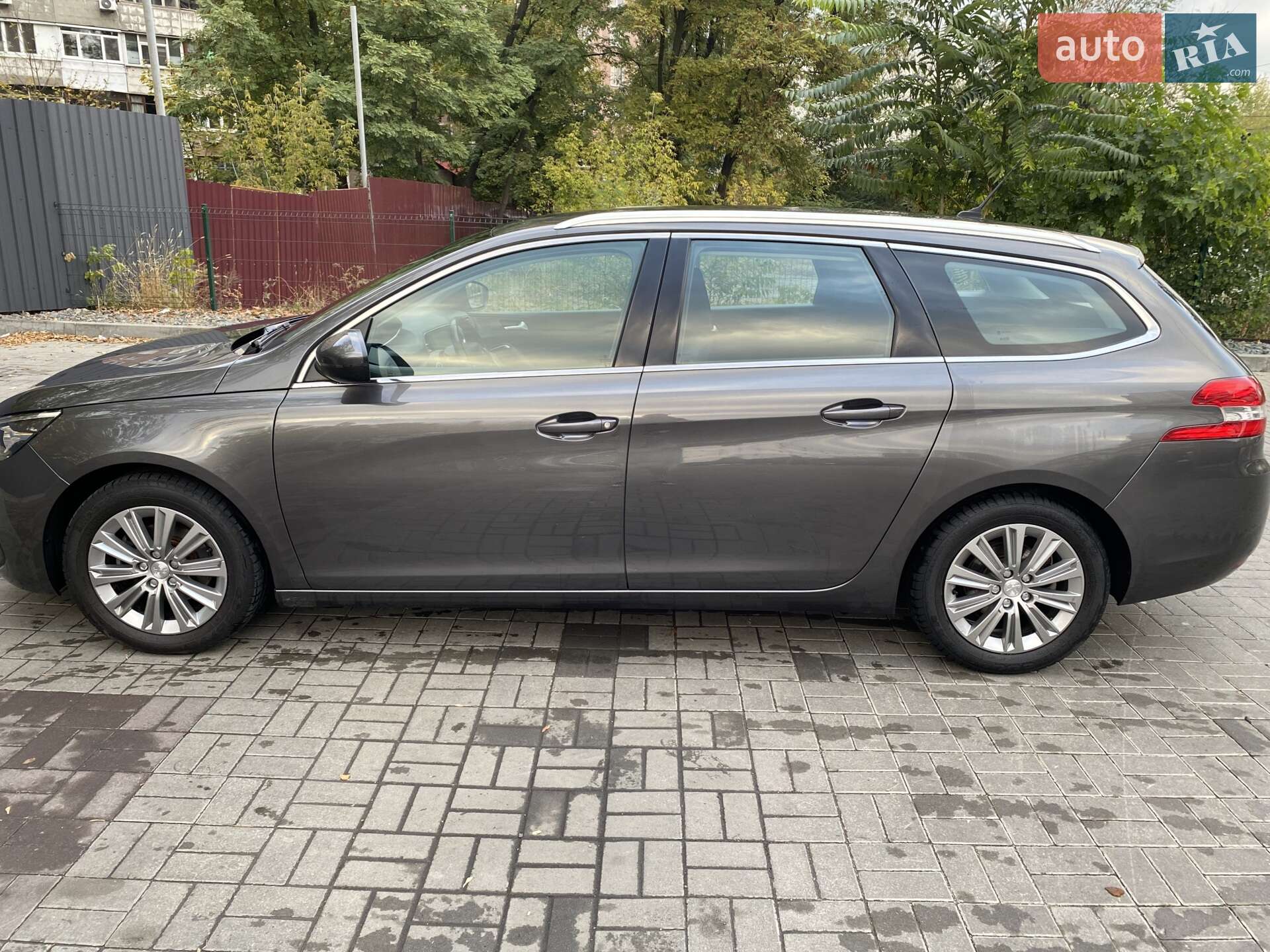 Peugeot 308 2019 VIN VF3LRHNSTJS503621 фото оголошення 3 з 14