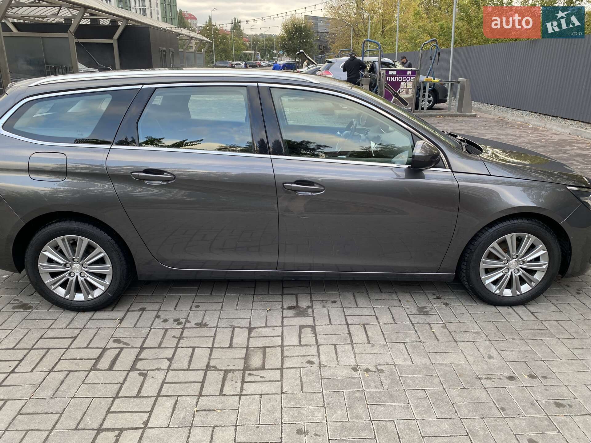 Peugeot 308 2019 VIN VF3LRHNSTJS503621 фото оголошення 5 з 14