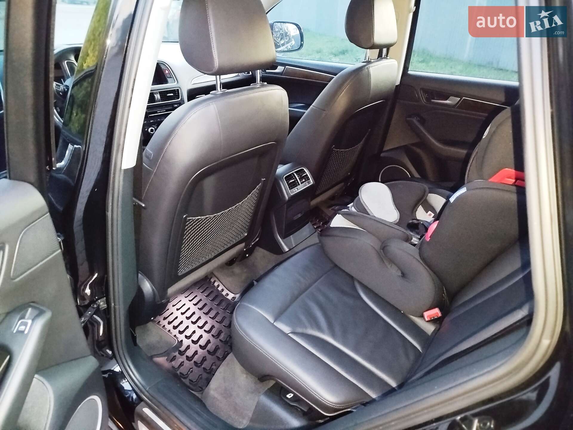 Audi Q5 2015 VIN WA1L2AFP6GA084129 фото оголошення 13 з 21