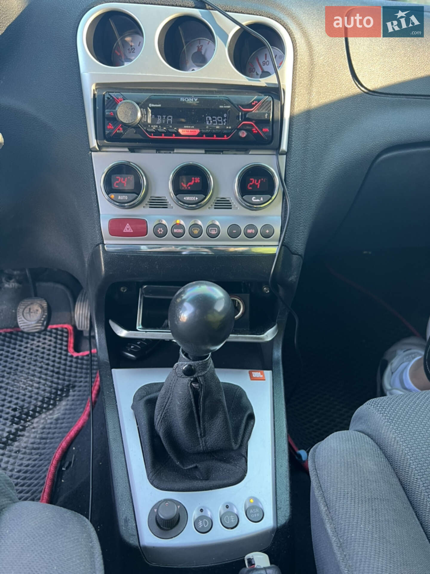 Alfa Romeo 156 2003 VIN ZAR93200000230150 фото оголошення 7 з 9