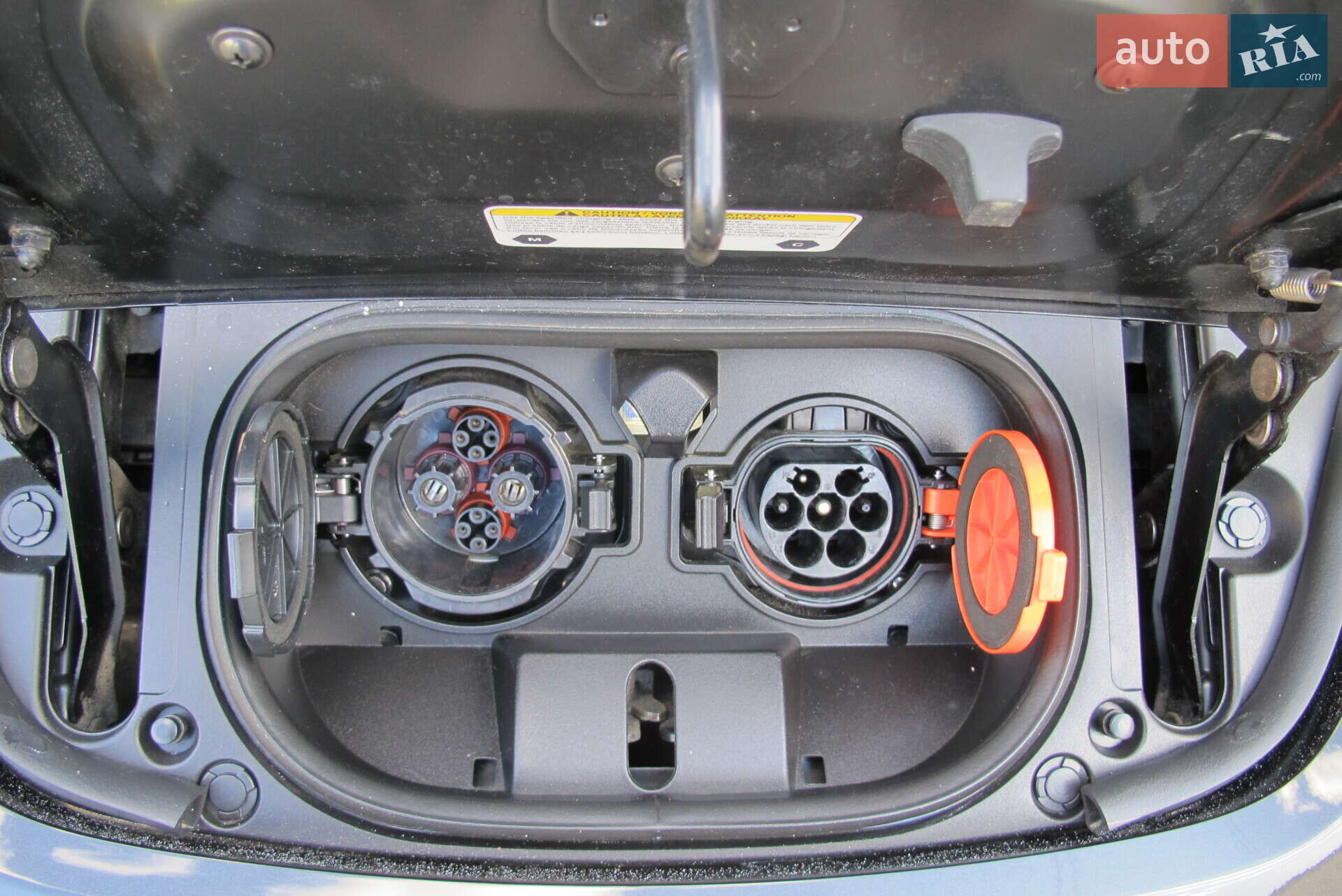 Nissan Leaf 2021 VIN SJNFAAZE1U0120031 фото оголошення 19 з 25