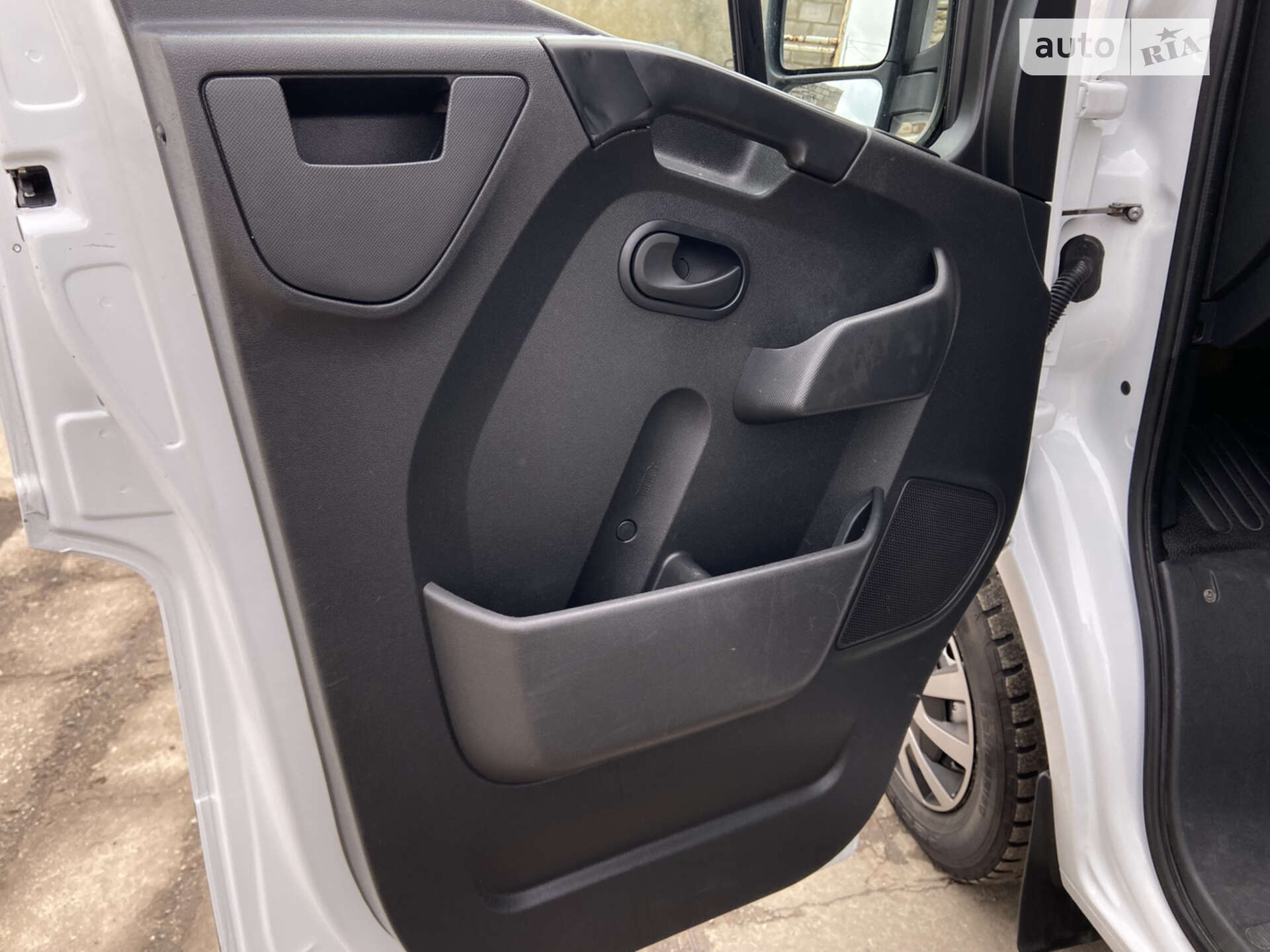 Renault Master 2019 VIN VF1MA000962454645 фото оголошення 18 з 19