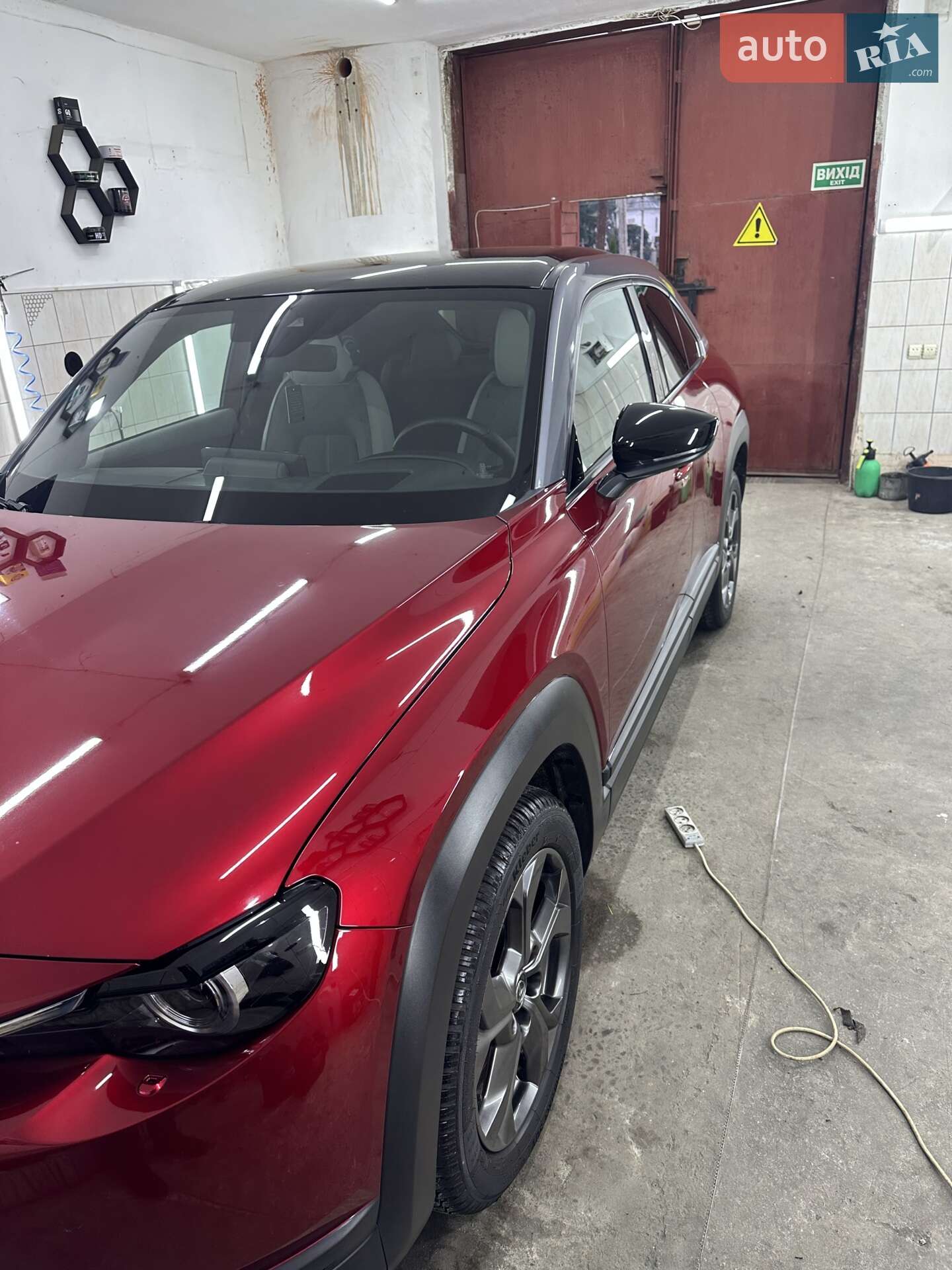 Mazda MX-30 2021 VIN JMZDR1WBJ00119479 фото оголошення 13 з 55