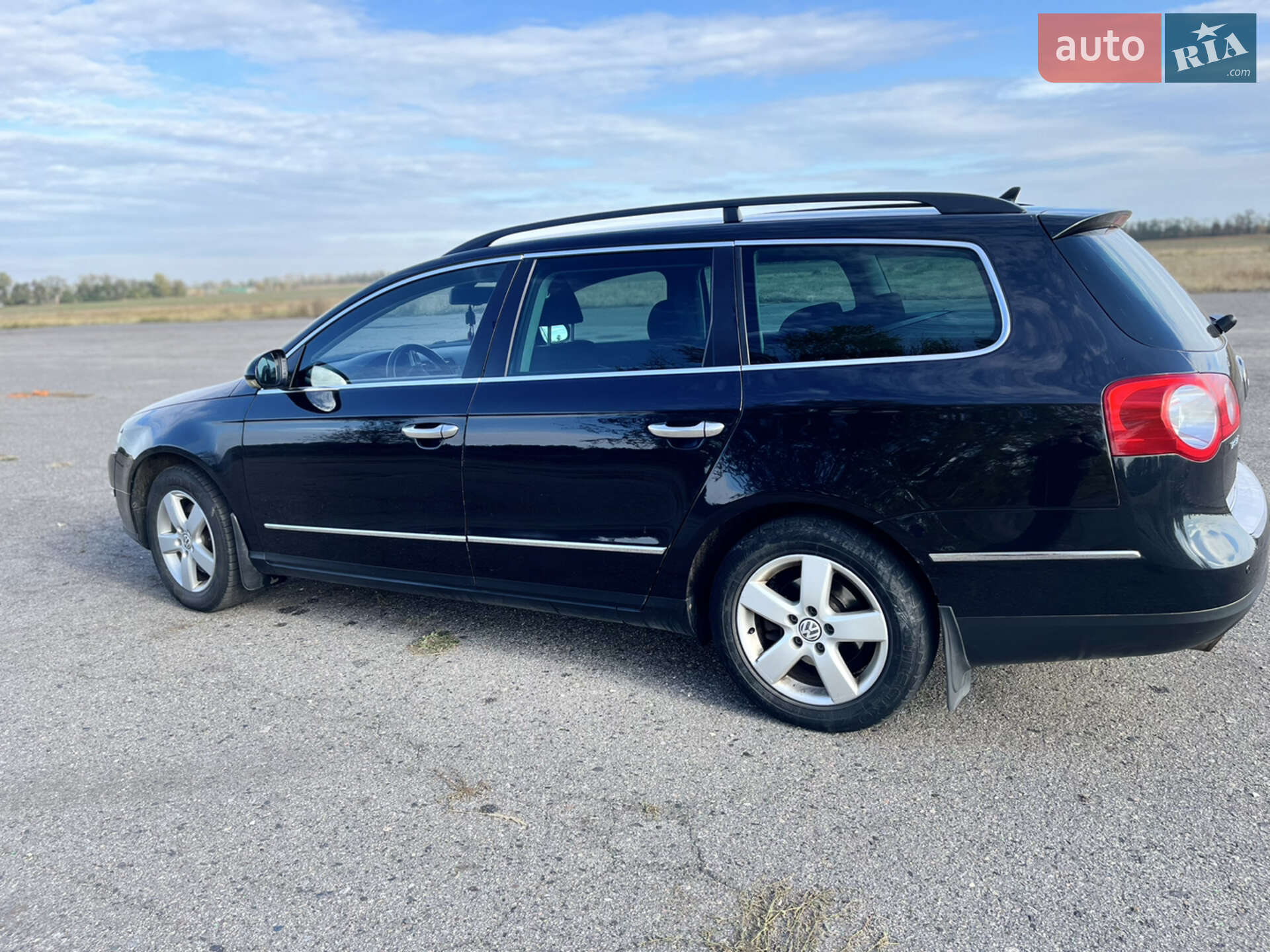 Volkswagen Passat 2010 VIN WVWZZZ3CZAE143477 фото оголошення 10 з 23