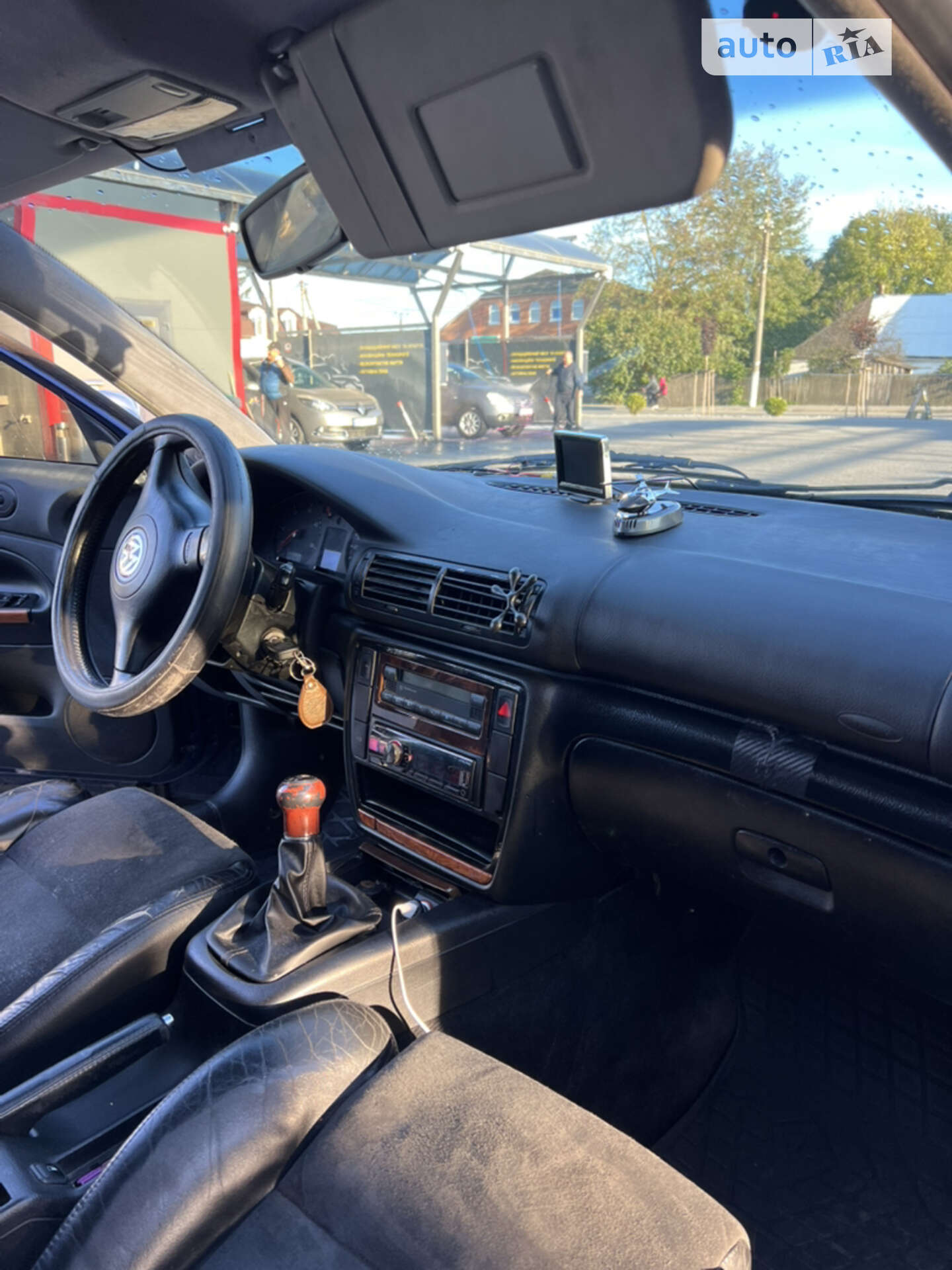 Volkswagen Passat 2000 VIN WVWZZZ3BZYE127453 фото оголошення 6 з 10