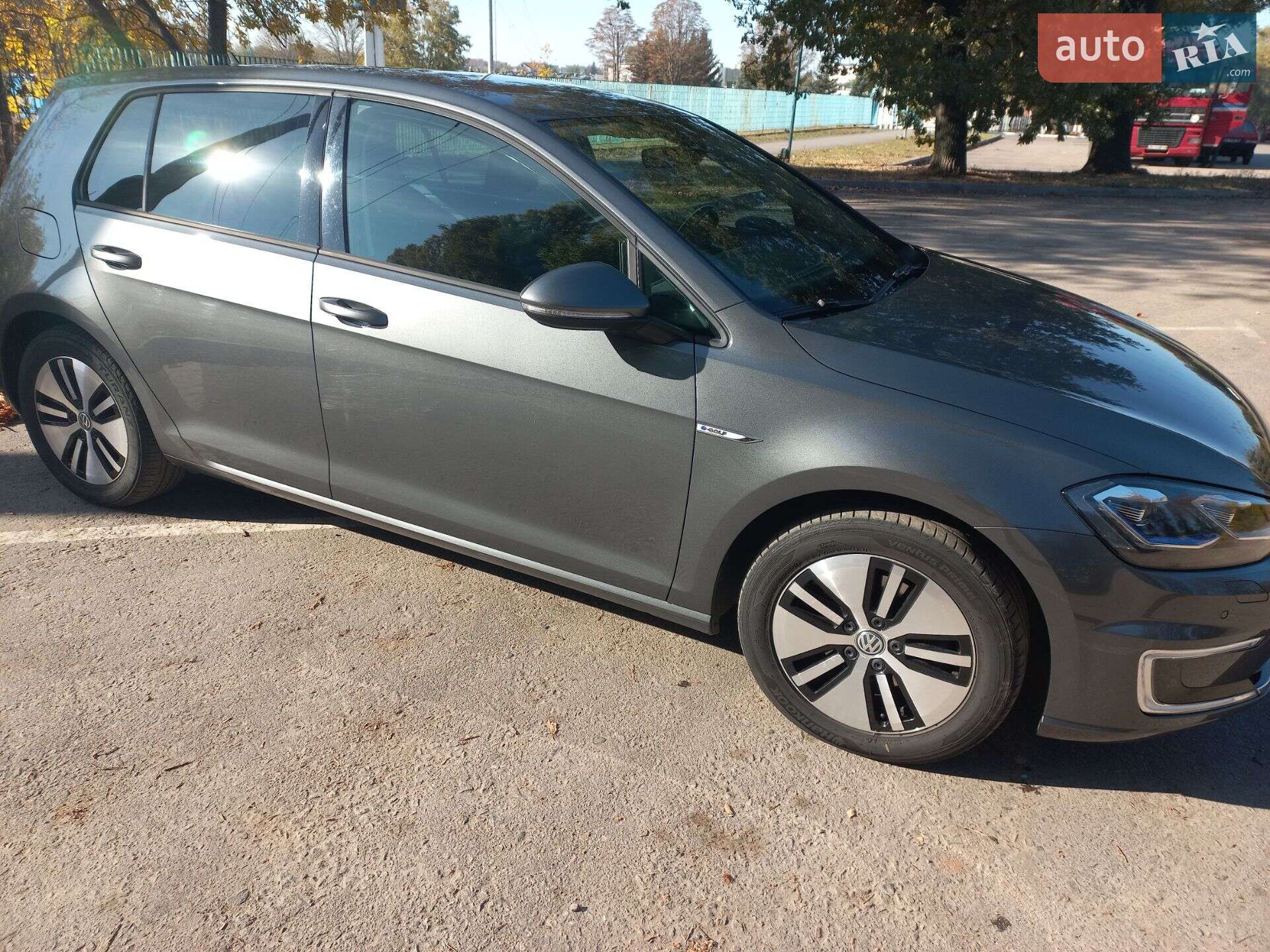 Volkswagen e-Golf 2018 VIN WVWZZZAUZJ8907106 фото оголошення 15 з 31
