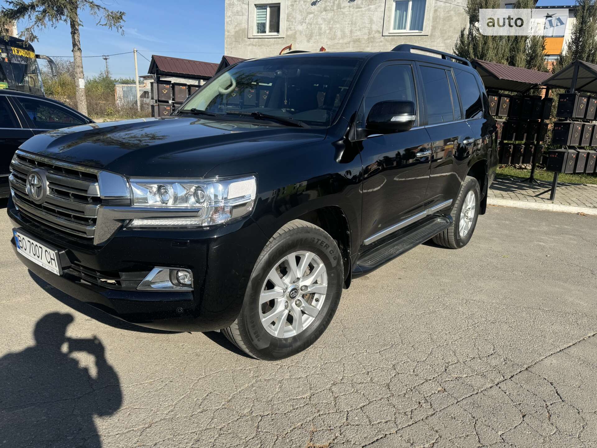 Toyota Land Cruiser 2019 VIN JTMCV05J004276266 фото оголошення 11 з 17