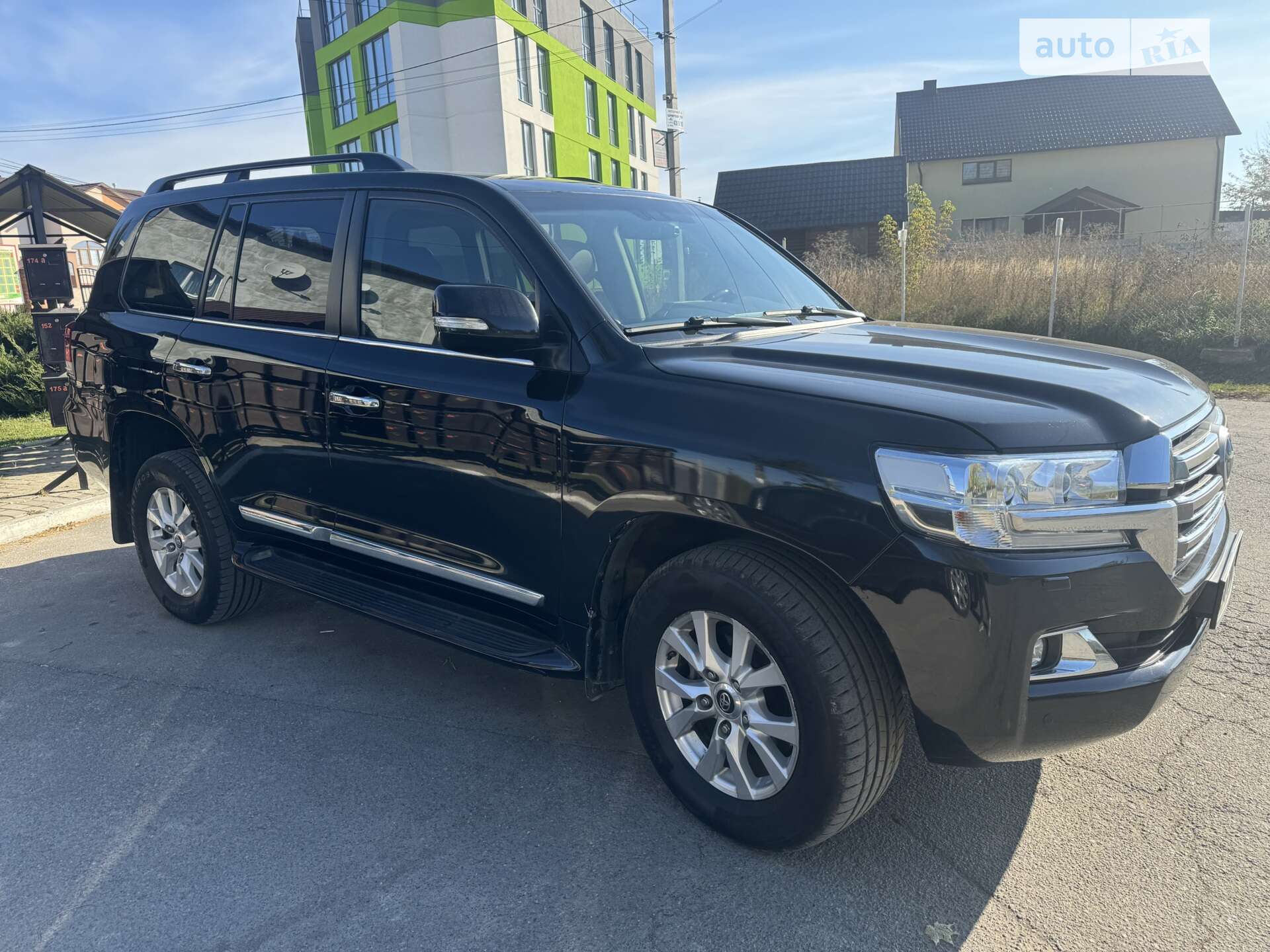 Toyota Land Cruiser 2019 VIN JTMCV05J004276266 фото оголошення 13 з 17
