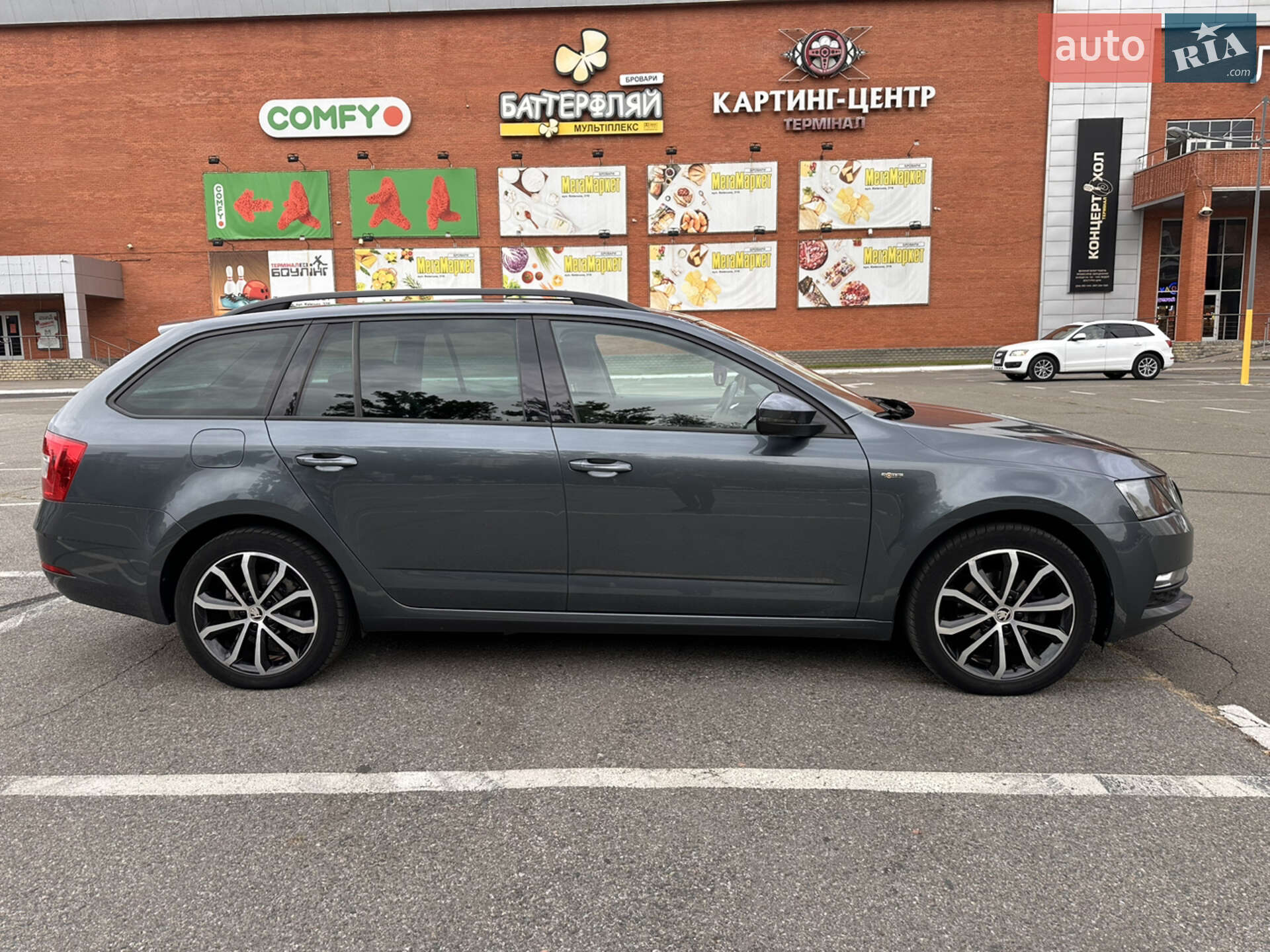 Skoda Octavia 2019 VIN TMBJG7NE7K0179864 фото оголошення 2 з 11