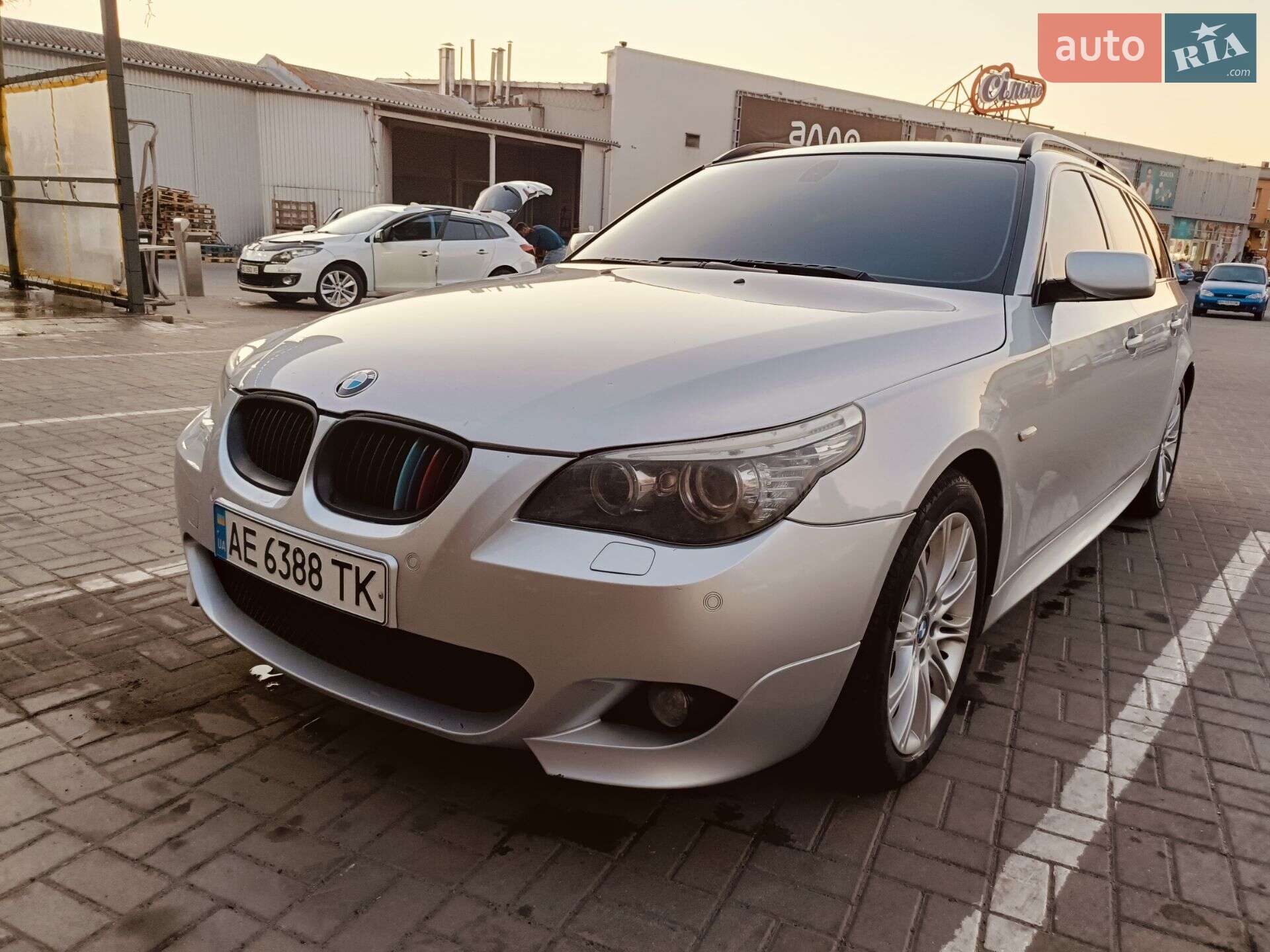 BMW 5 Series 2007 VIN WBAPY71040CU16661 фото оголошення 8 з 30