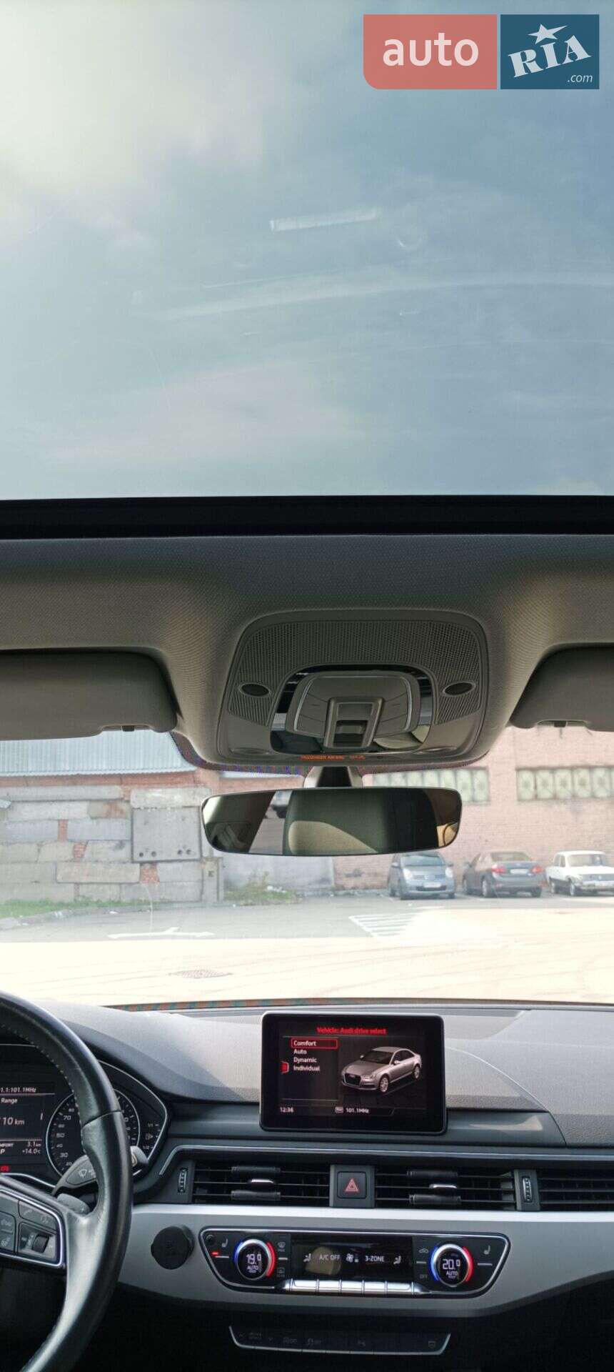 Audi A4 2019 VIN WAUANAF49KN020272 фото оголошення 7 з 23
