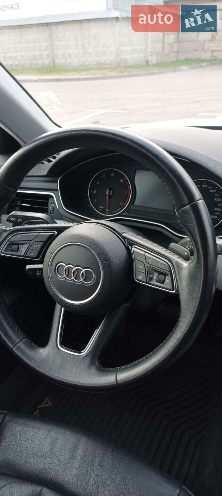 Audi A4 2019 VIN WAUANAF49KN020272 фото оголошення 22 з 23
