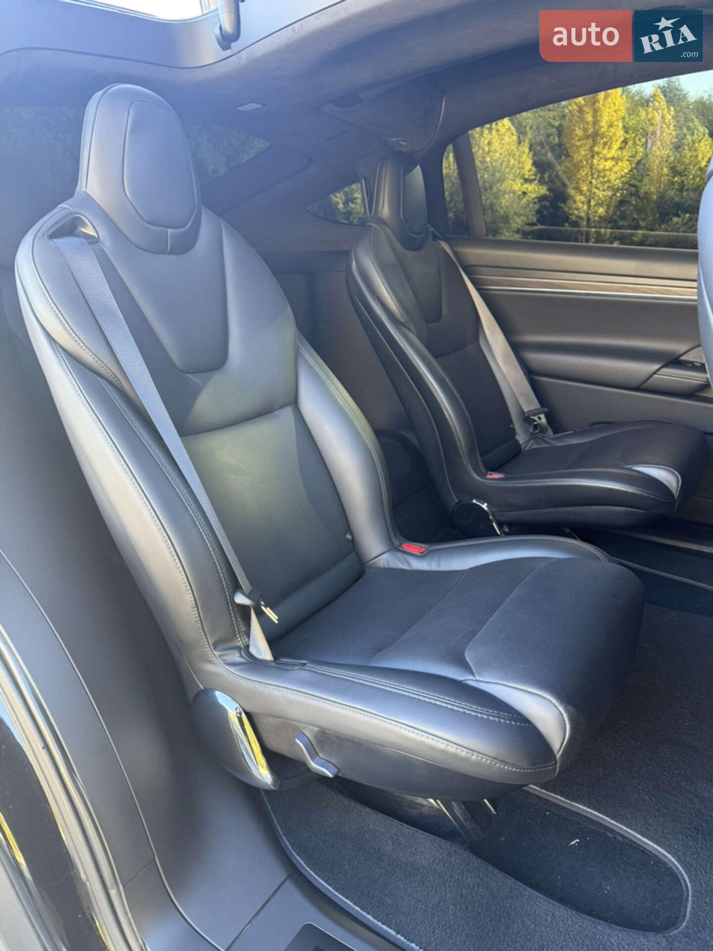 Tesla Model X 2022 VIN 7SAXCBE54NF363175 фото оголошення 9 з 14