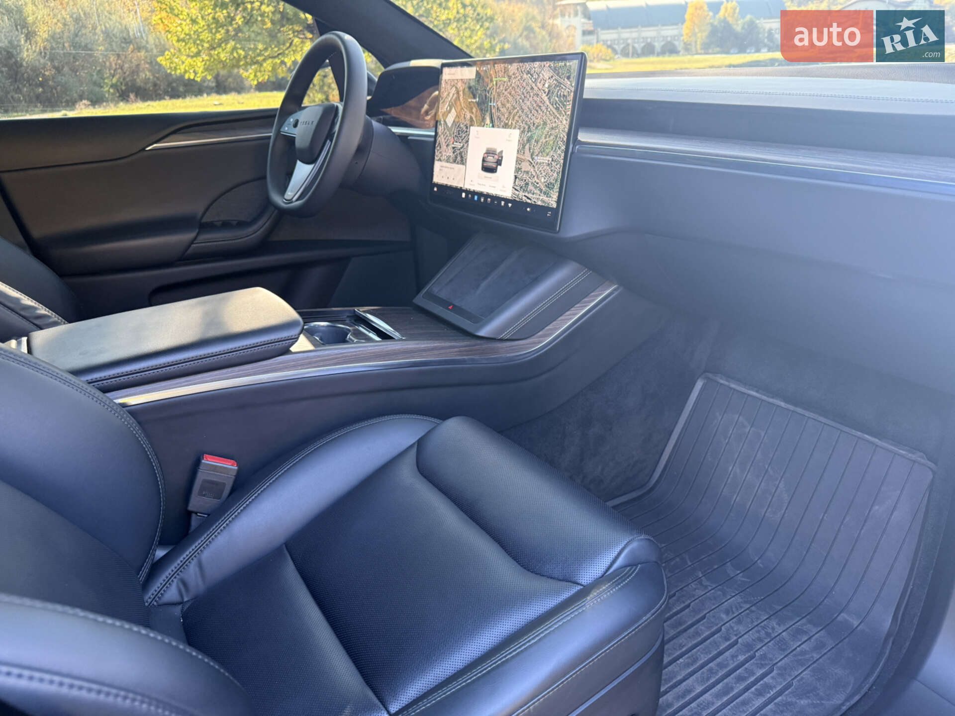 Tesla Model X 2022 VIN 7SAXCBE54NF363175 фото оголошення 10 з 14