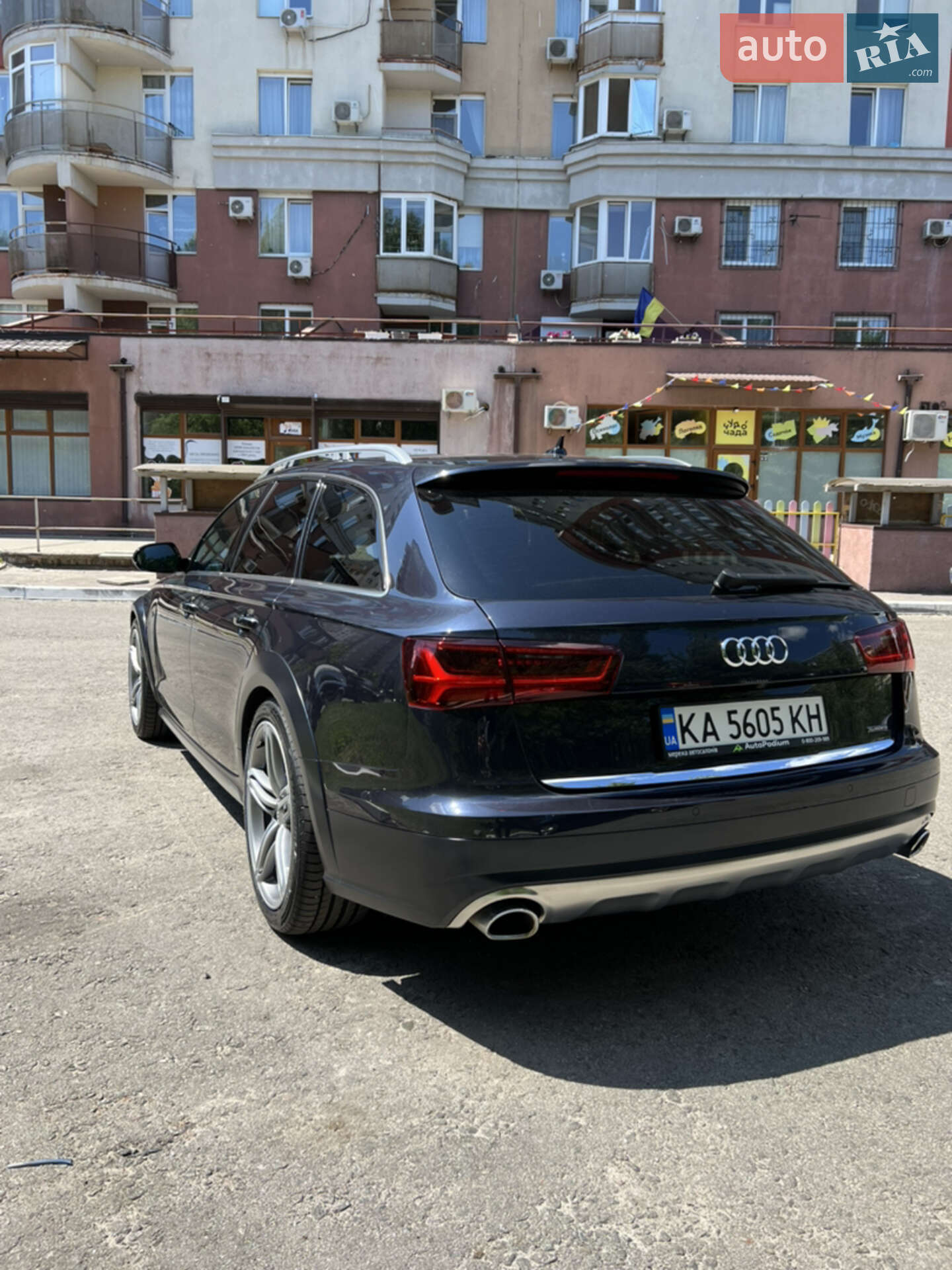 Audi A6 Allroad 2018 VIN WAUZZZ4G1JN124143 фото оголошення 4 з 19