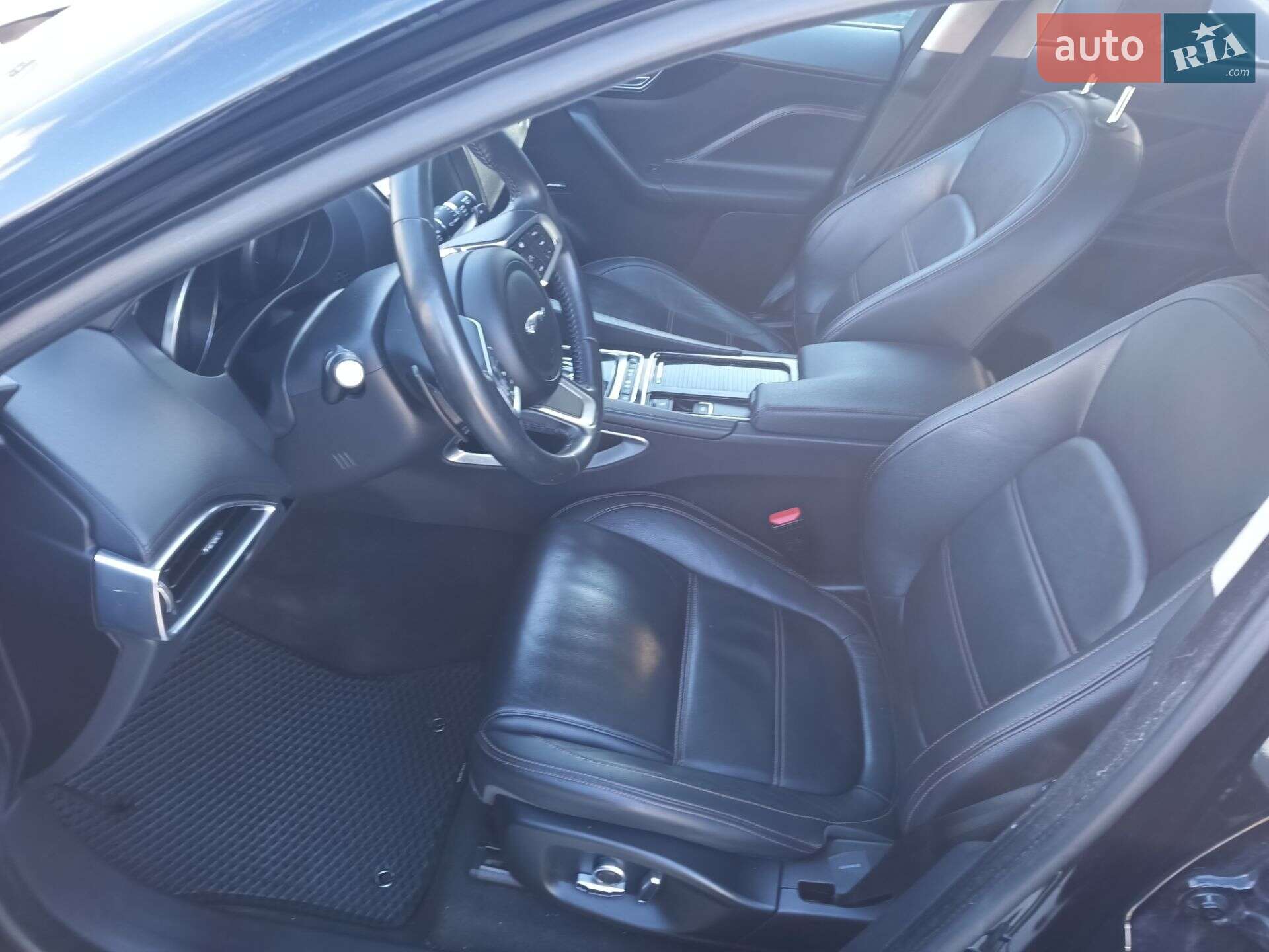 Jaguar F-Pace 2019 VIN SADCK2GX3LA635626 фото оголошення 79 з 80