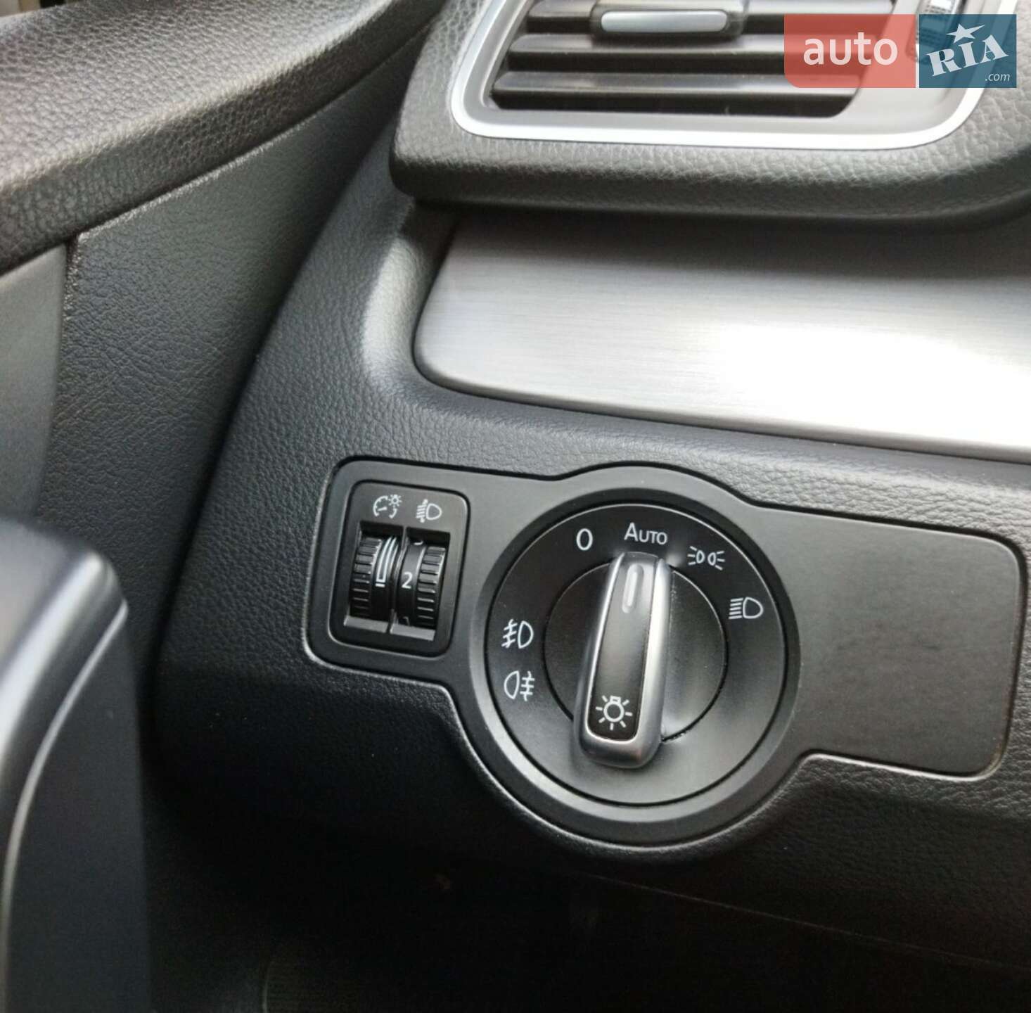 Volkswagen Passat 2012 VIN WVWZZZ3CZCE123398 фото оголошення 3 з 19