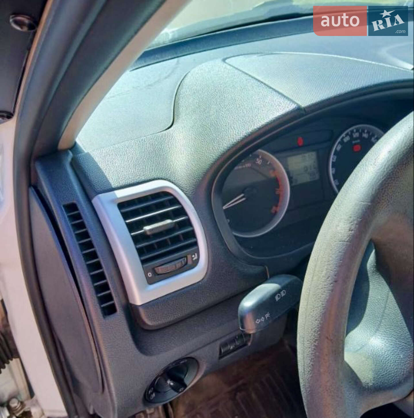 Skoda Fabia 2008 VIN TMBBC45J99B501303 фото оголошення 2 з 12