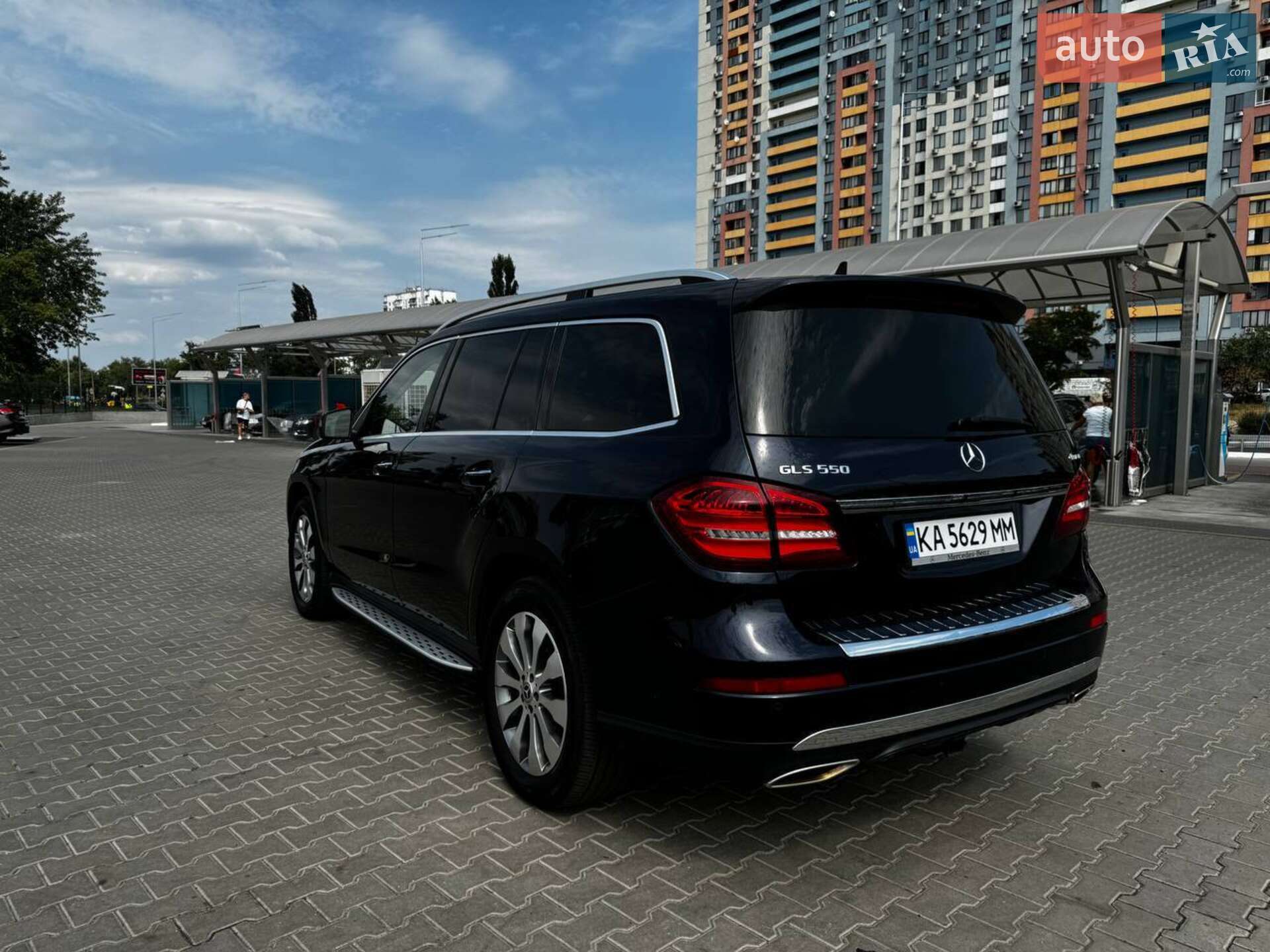 Mercedes-Benz GLS-Class 2018 VIN 4JGDF6EE9JB175100 фото оголошення 7 з 24