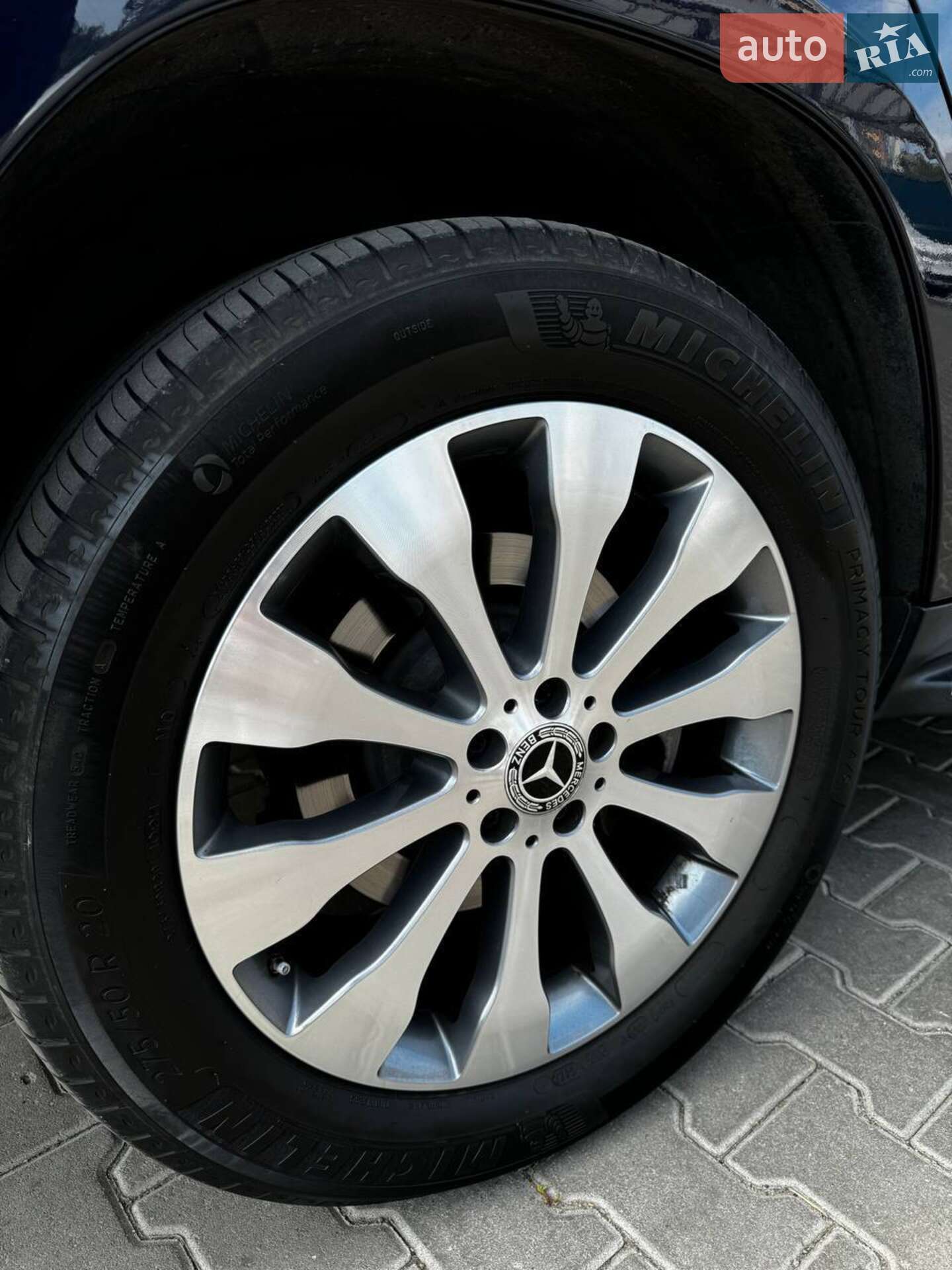 Mercedes-Benz GLS-Class 2018 VIN 4JGDF6EE9JB175100 фото оголошення 10 з 24