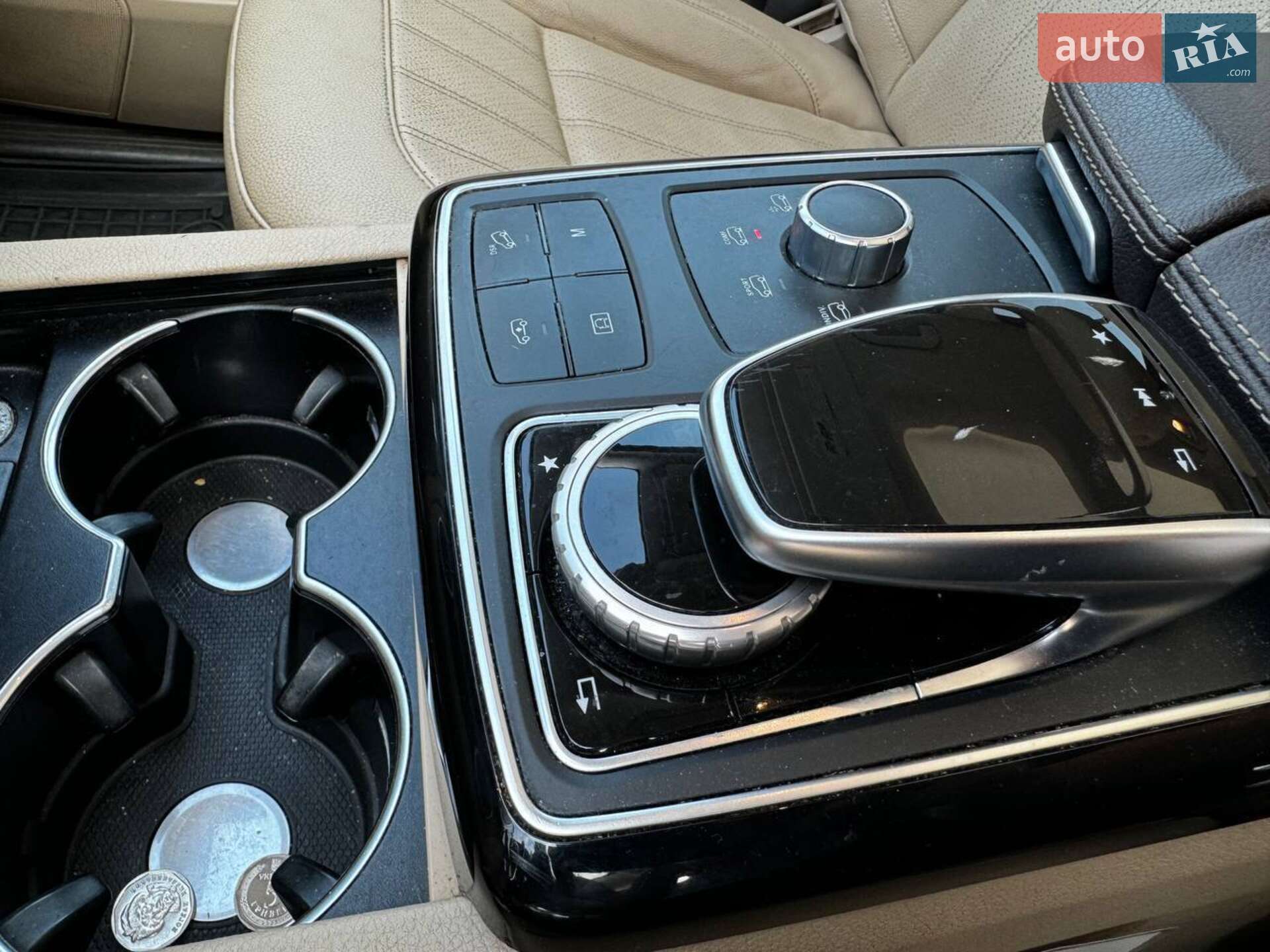 Mercedes-Benz GLS-Class 2018 VIN 4JGDF6EE9JB175100 фото оголошення 13 з 24