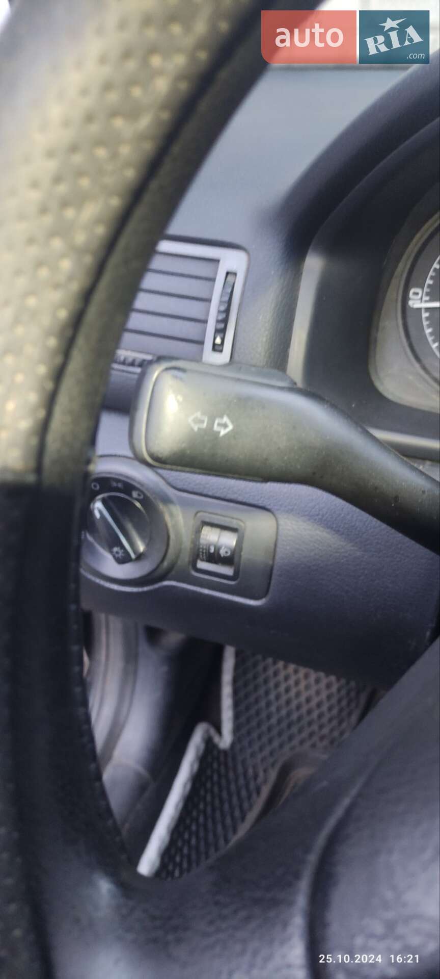 Skoda Octavia 2009 VIN TMBJS41U6A8835613 фото оголошення 21 з 25