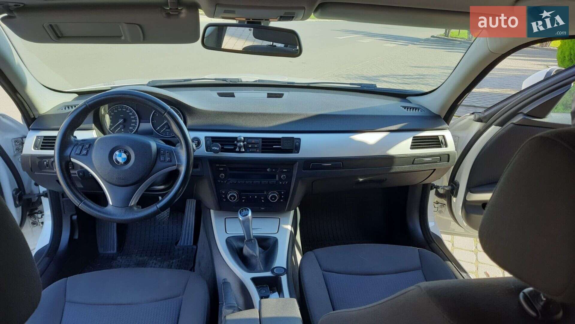 BMW 3 Series 2009 VIN WBAUS31090A532429 фото оголошення 28 з 41