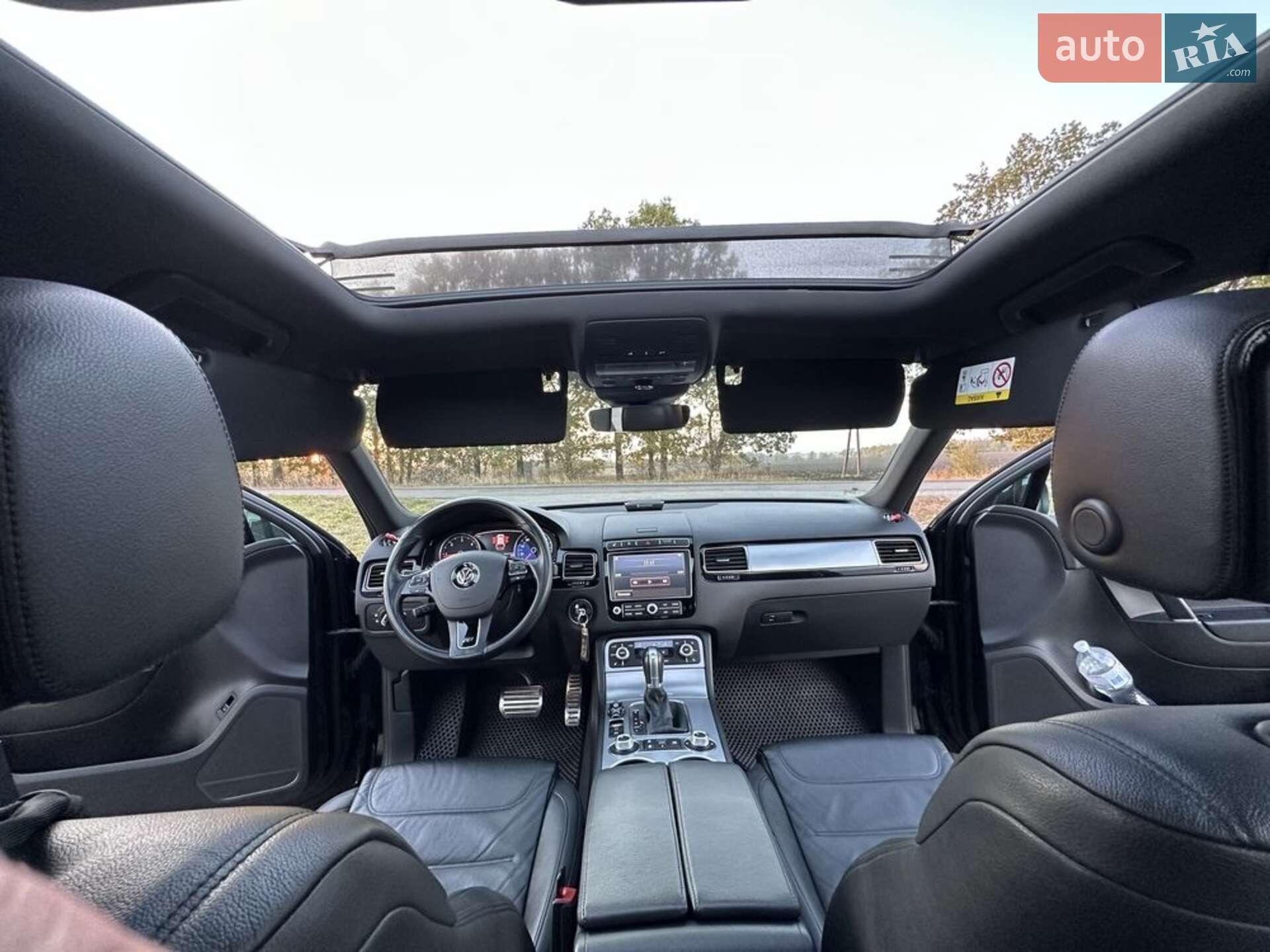 Volkswagen Touareg 2018 VIN WVGZZZ7PZJD015088 фото оголошення 3 з 6