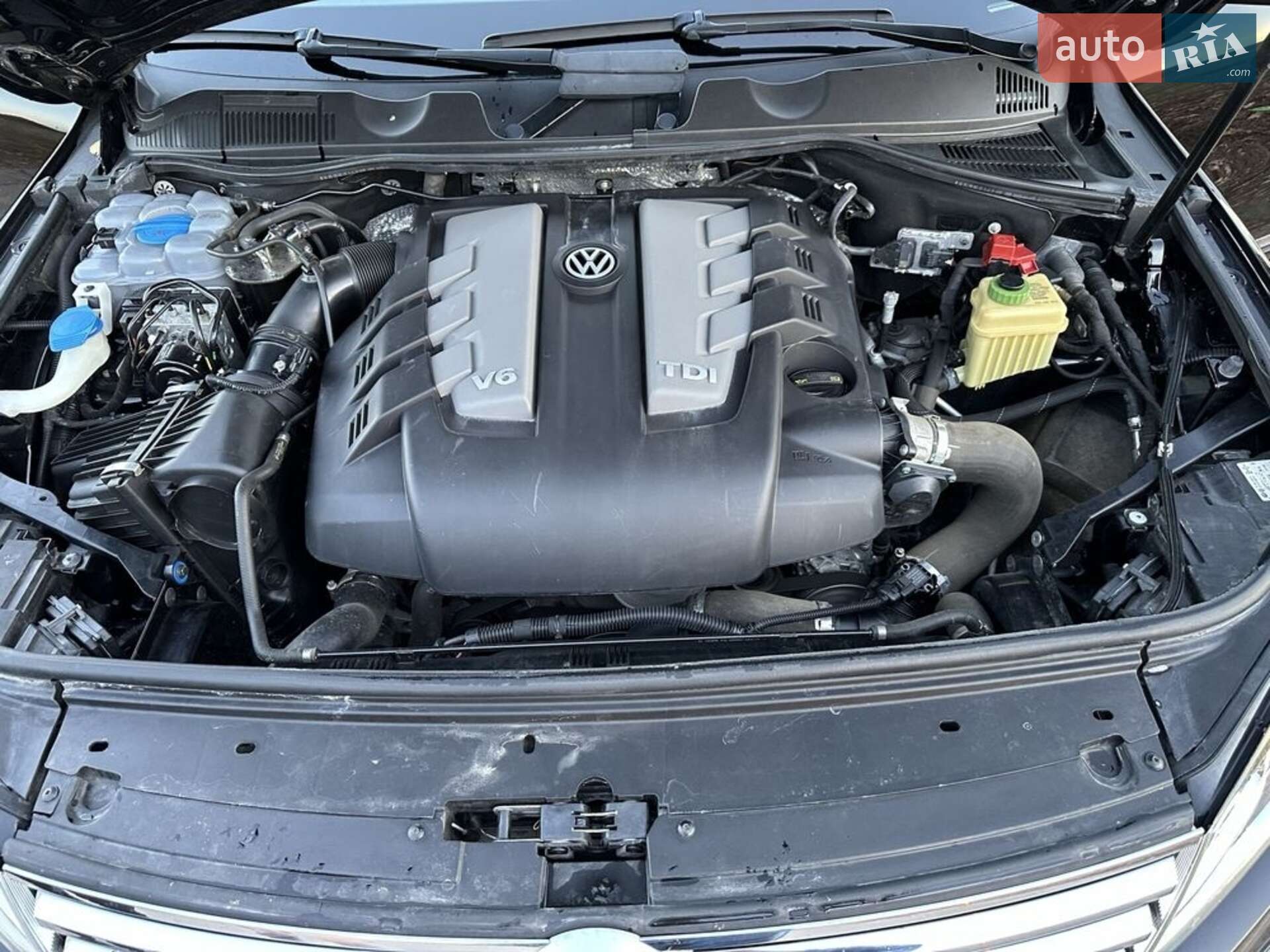 Volkswagen Touareg 2018 VIN WVGZZZ7PZJD015088 фото оголошення 5 з 6