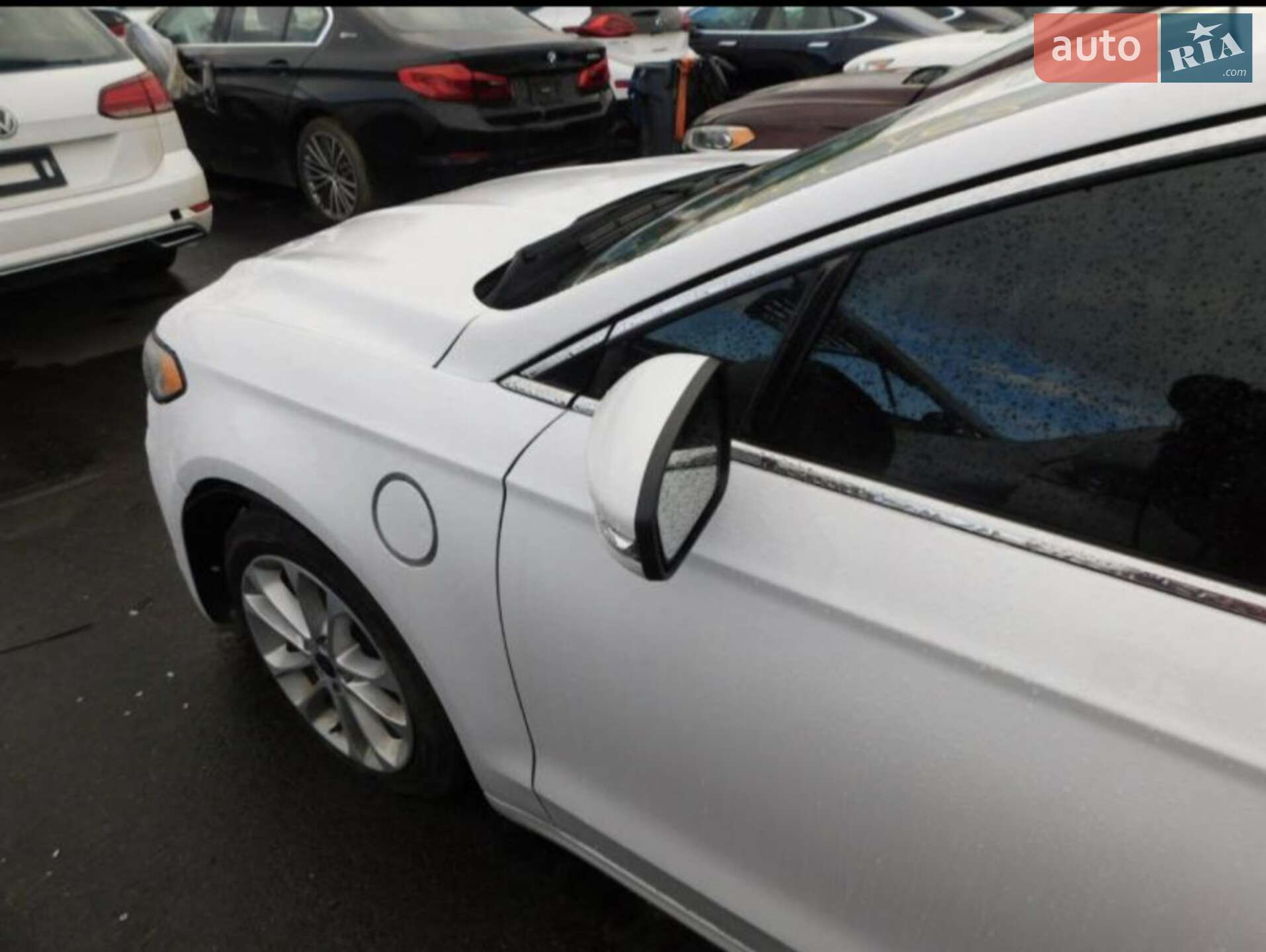 Ford Fusion 2020 VIN 3FA6P0SU7LR251727 фото оголошення 2 з 5