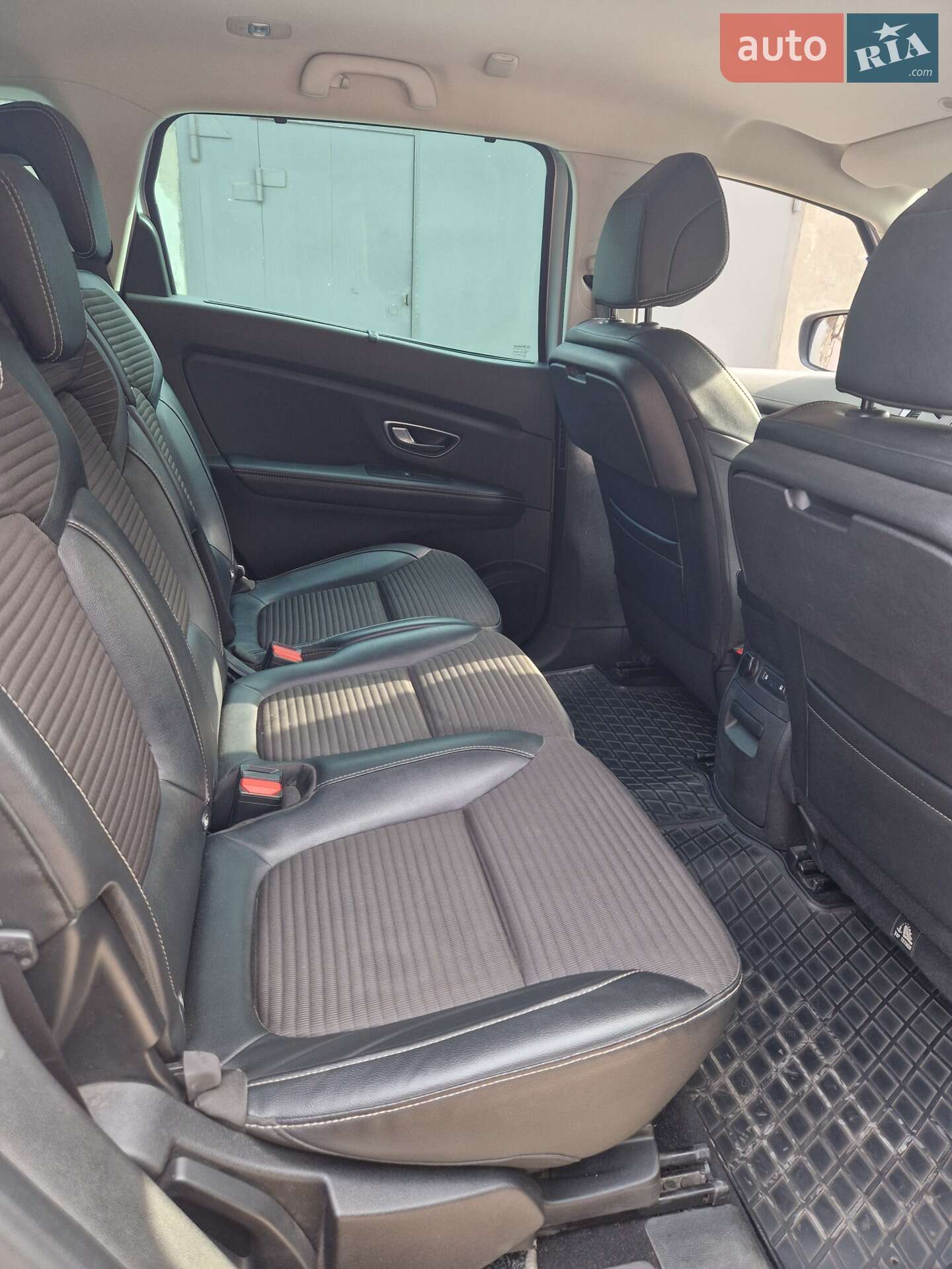 Renault Grand Scenic 2018 VIN VF1RFA00661115263 фото оголошення 9 з 10