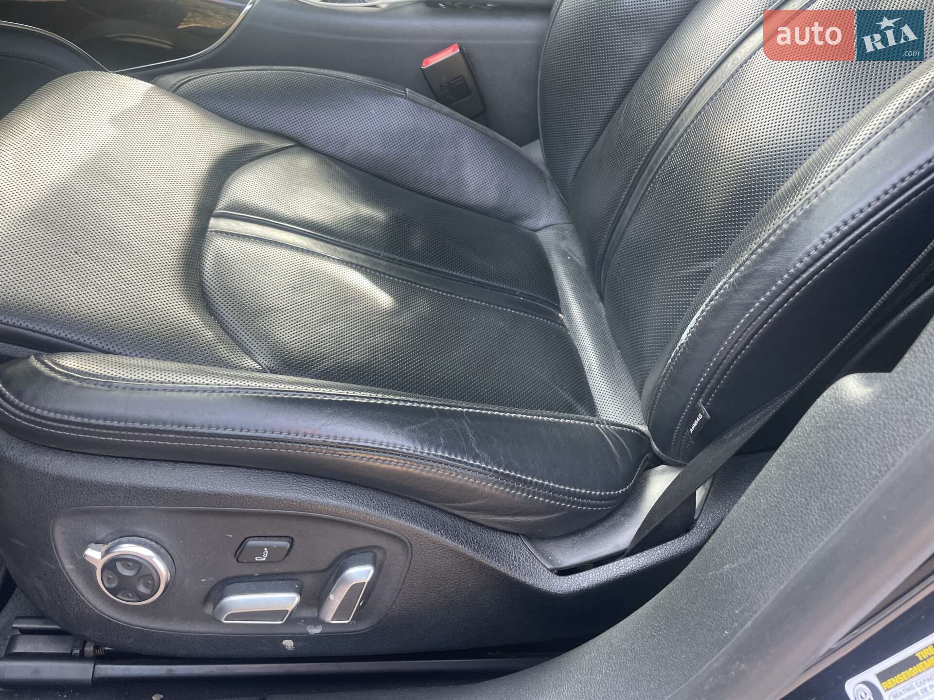 Audi A7 Sportback 2017 VIN WAUW2AFC7HN026148 фото оголошення 4 з 18