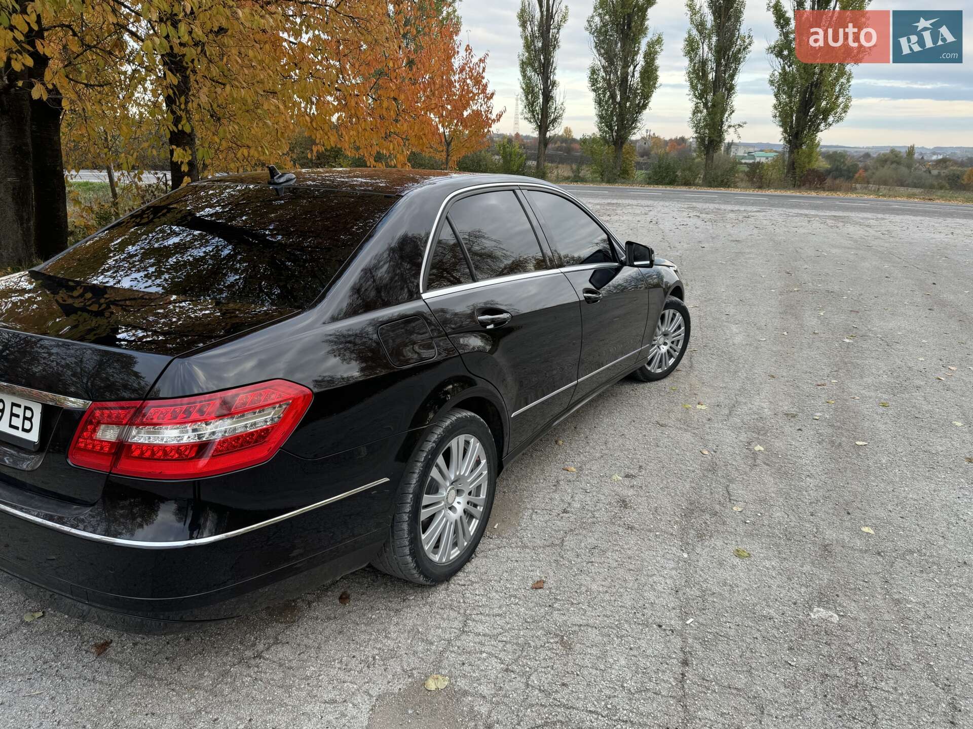 Mercedes-Benz E-Class 2011 VIN WDD2120051A478872 фото оголошення 5 з 7