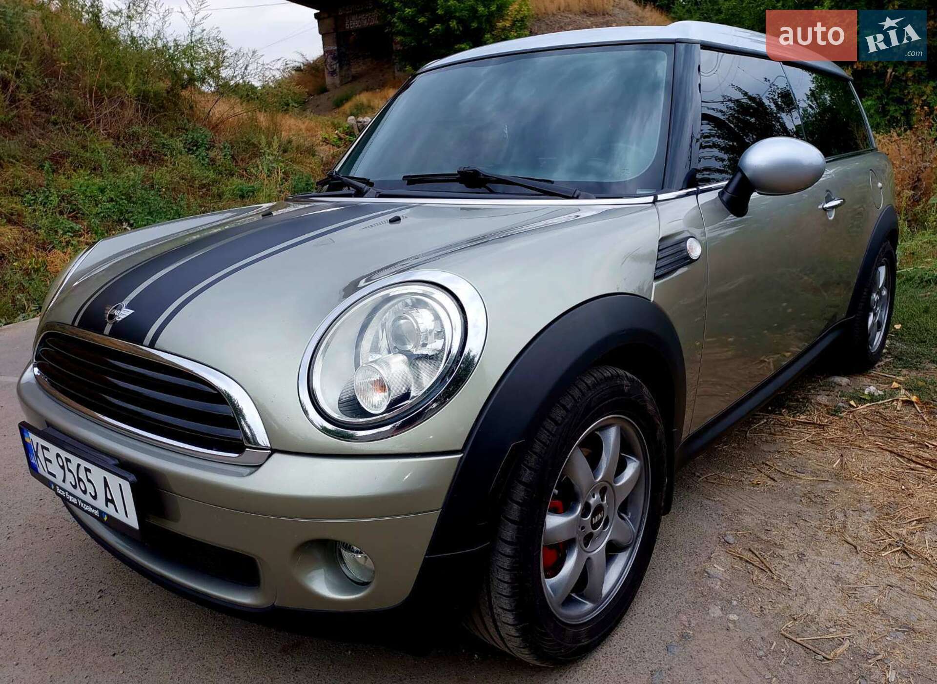 MINI Clubman 2009 VIN WMWML33559TX34885 фото оголошення 8 з 16