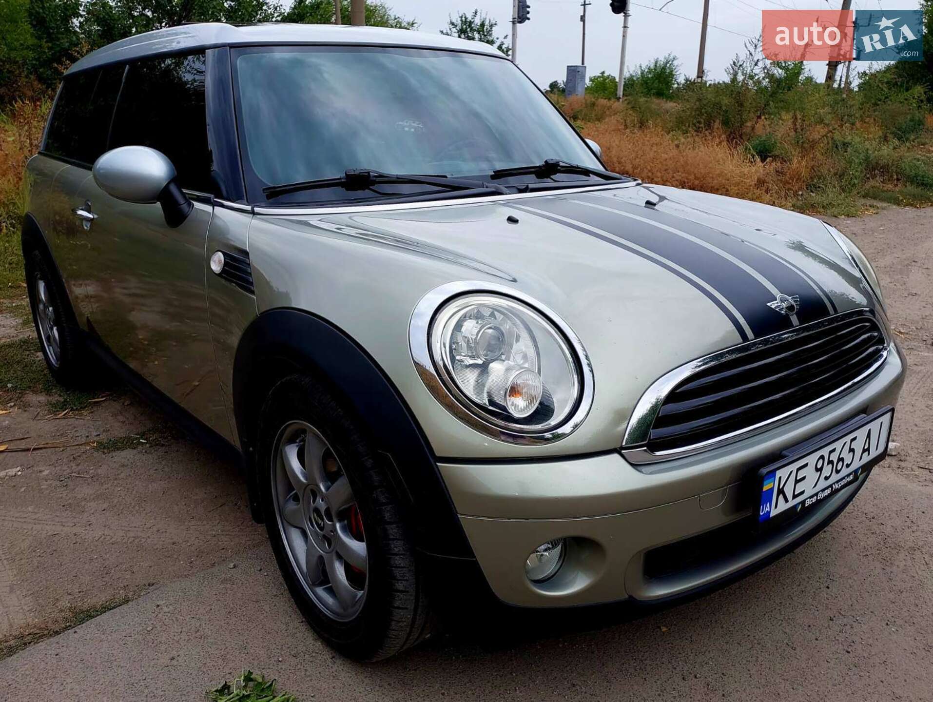MINI Clubman 2009 VIN WMWML33559TX34885 фото оголошення 9 з 16