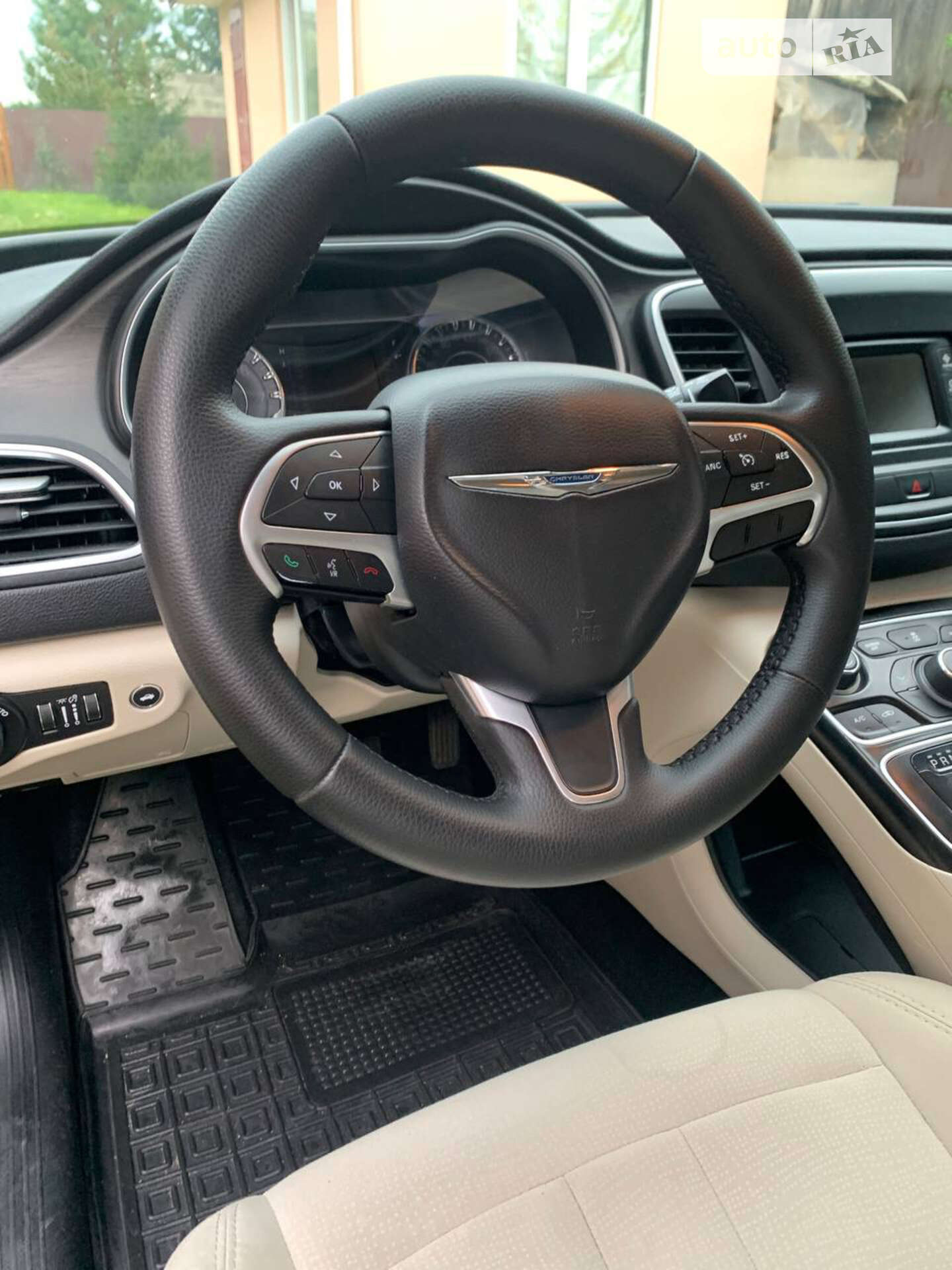 Chrysler 200 2015 VIN 1C3CCCAB0GN161357 фото оголошення 13 з 17