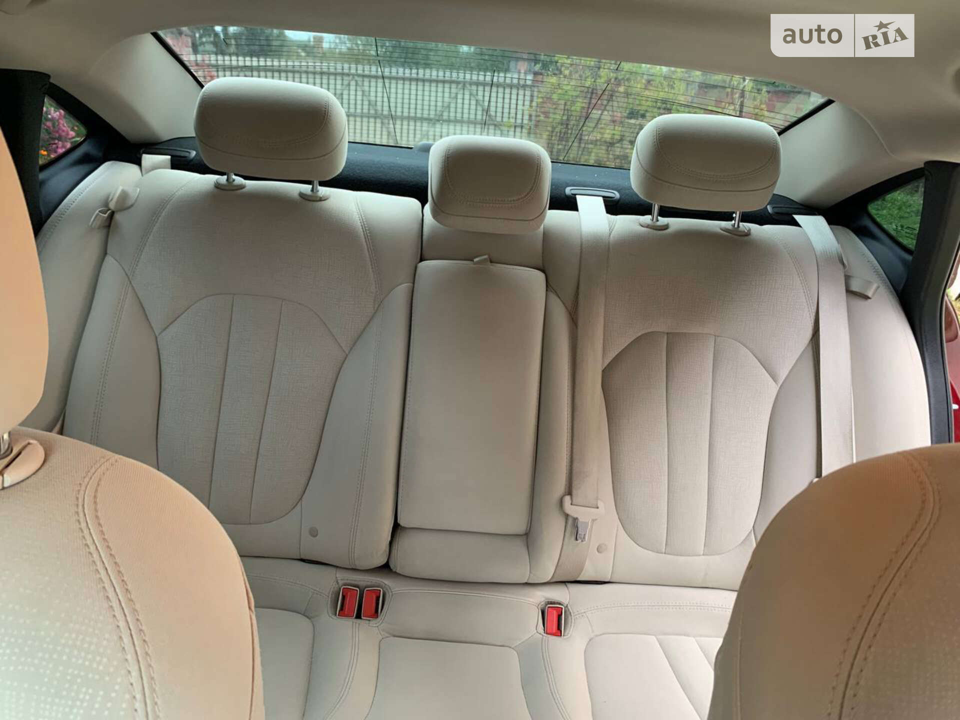 Chrysler 200 2015 VIN 1C3CCCAB0GN161357 фото оголошення 14 з 17