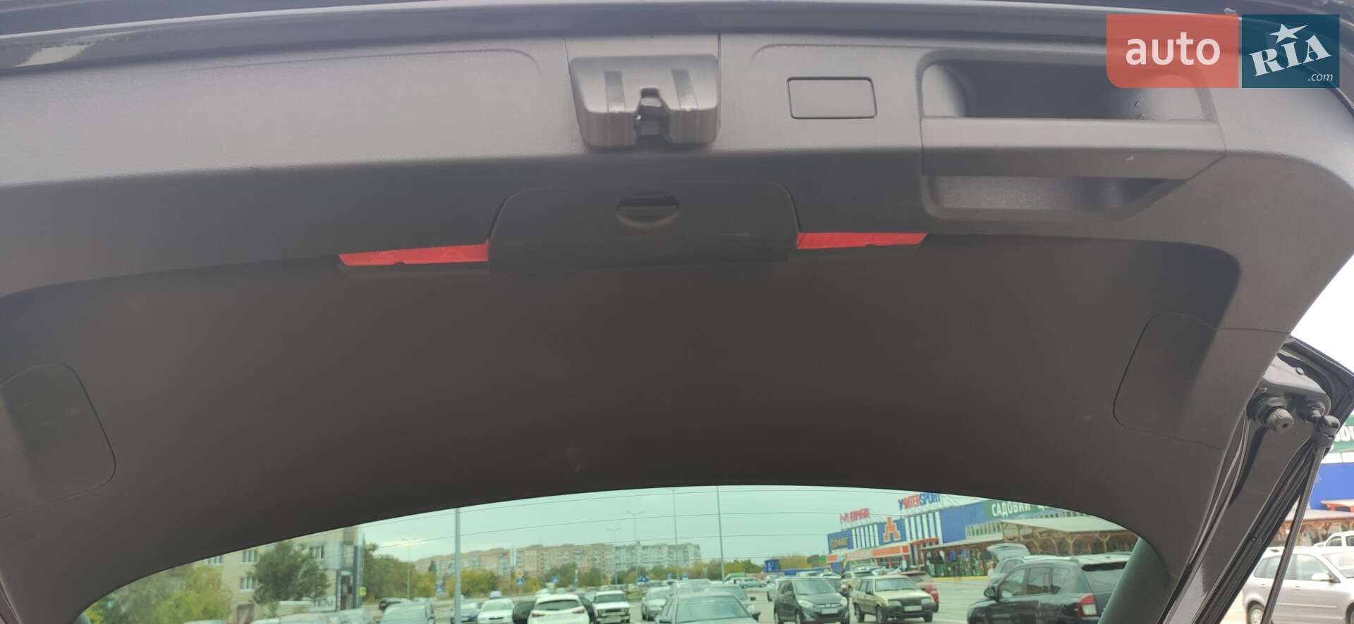 Volkswagen Passat 2019 VIN WVWZZZ3CZKE082618 фото оголошення 31 з 55