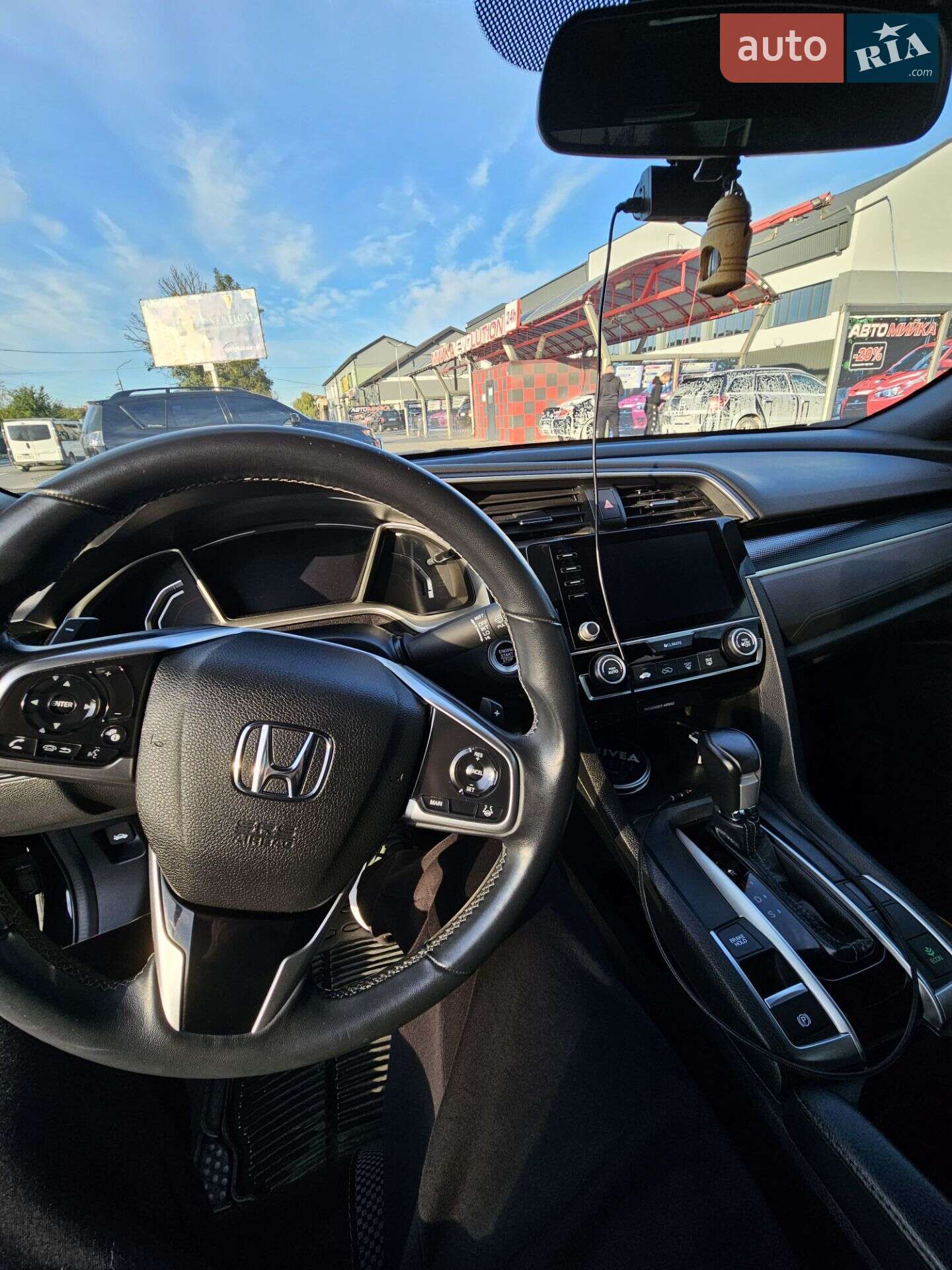 Honda Civic 2021 VIN 2HGFC2F84MH535703 фото оголошення 2 з 16