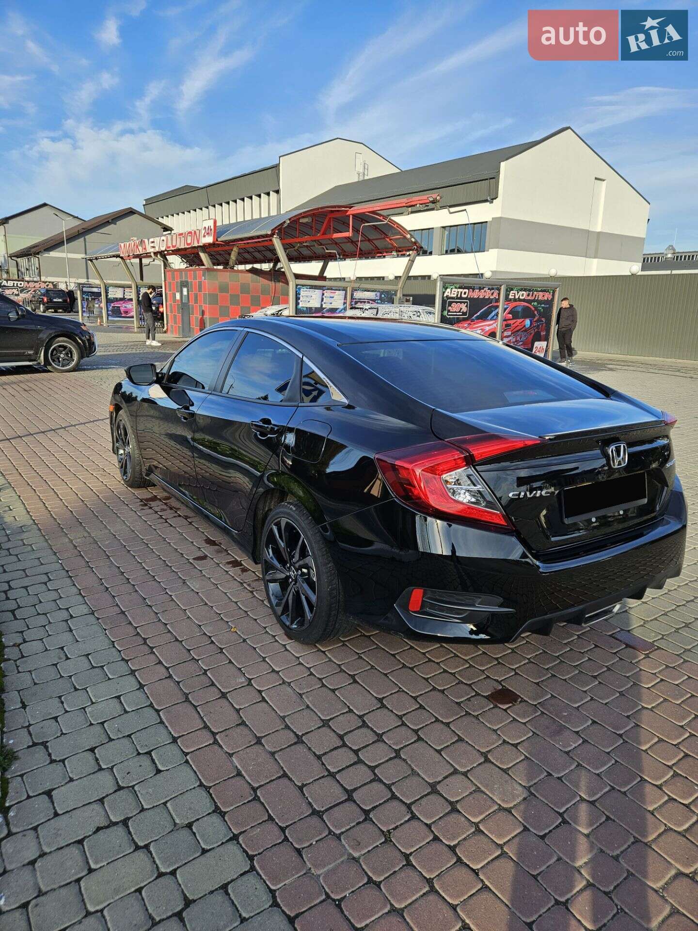 Honda Civic 2021 VIN 2HGFC2F84MH535703 фото оголошення 8 з 16